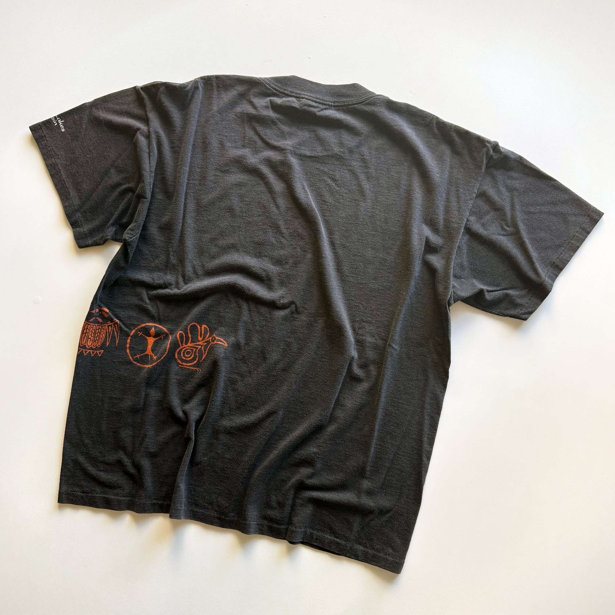 Vintage 1989 Black Bear Land o' Lakes AOP Tee