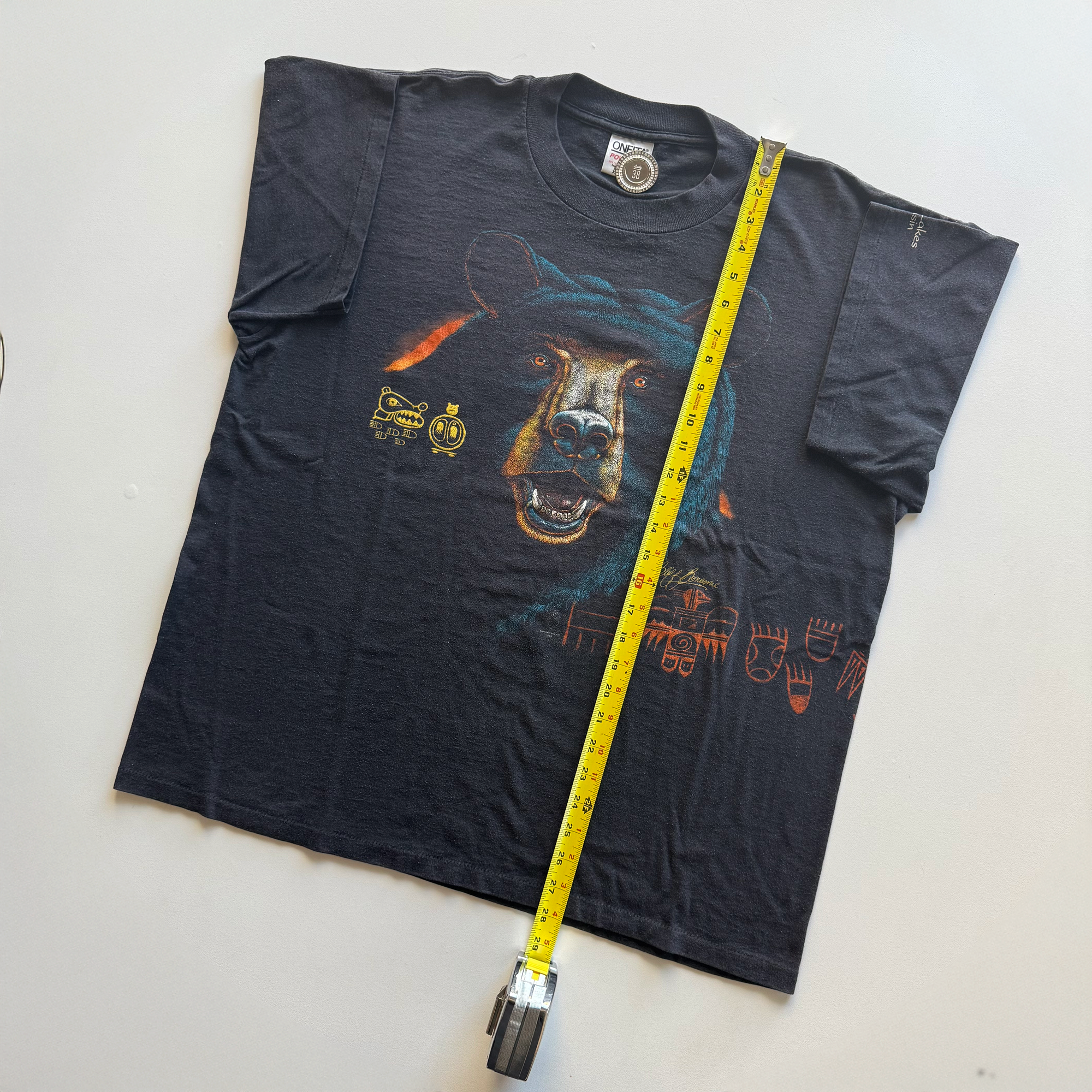 Vintage 1989 Black Bear Land o' Lakes AOP Tee