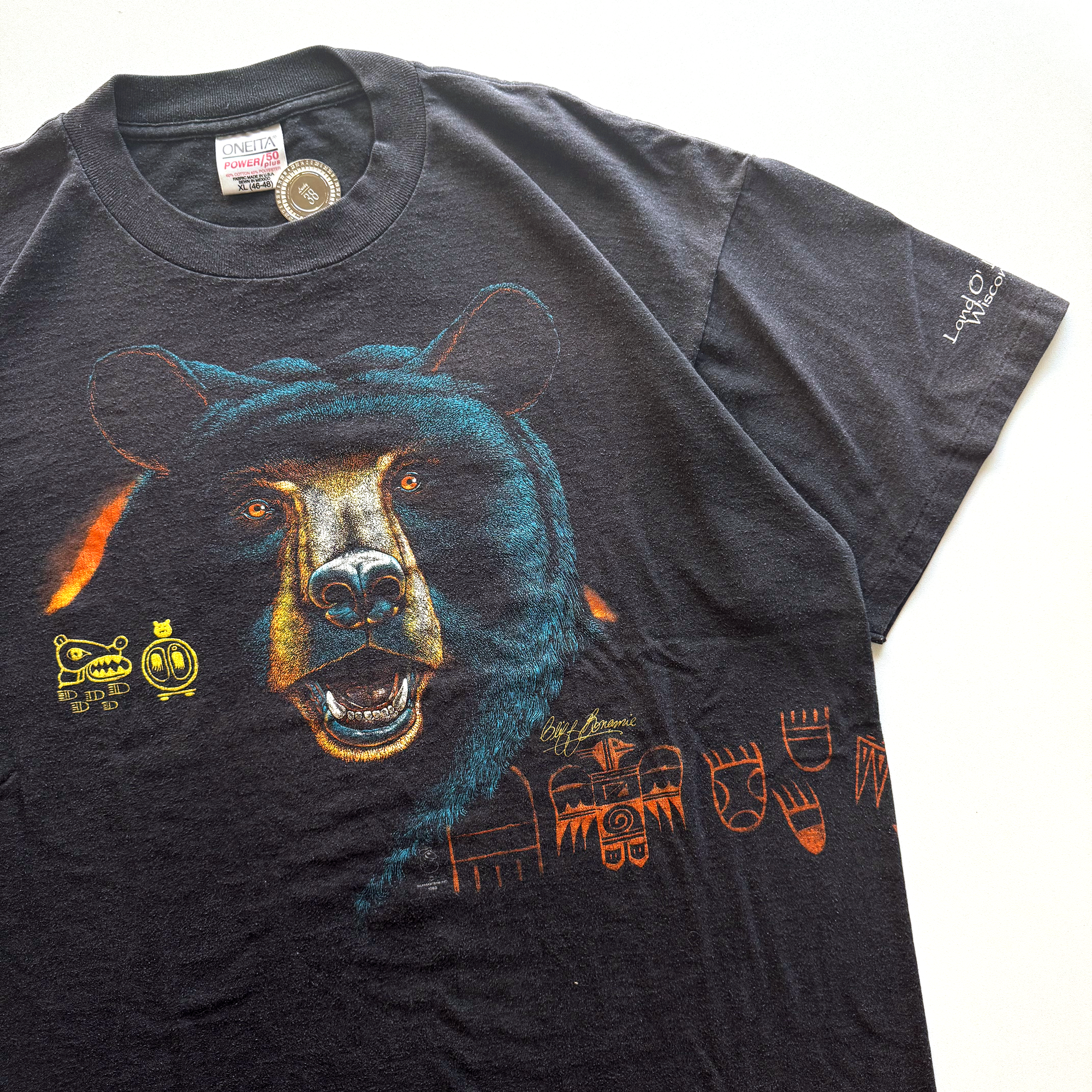Vintage 1989 Black Bear Land o' Lakes AOP Tee