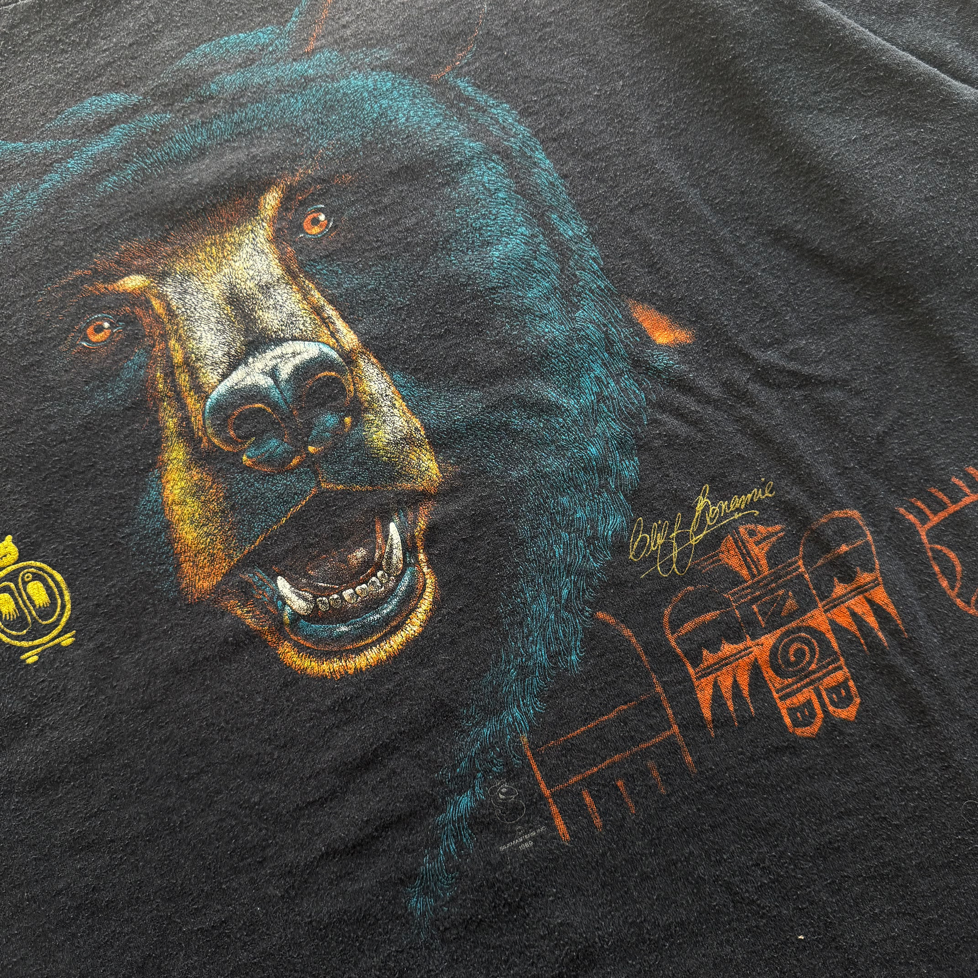 Vintage 1989 Black Bear Land o' Lakes AOP Tee