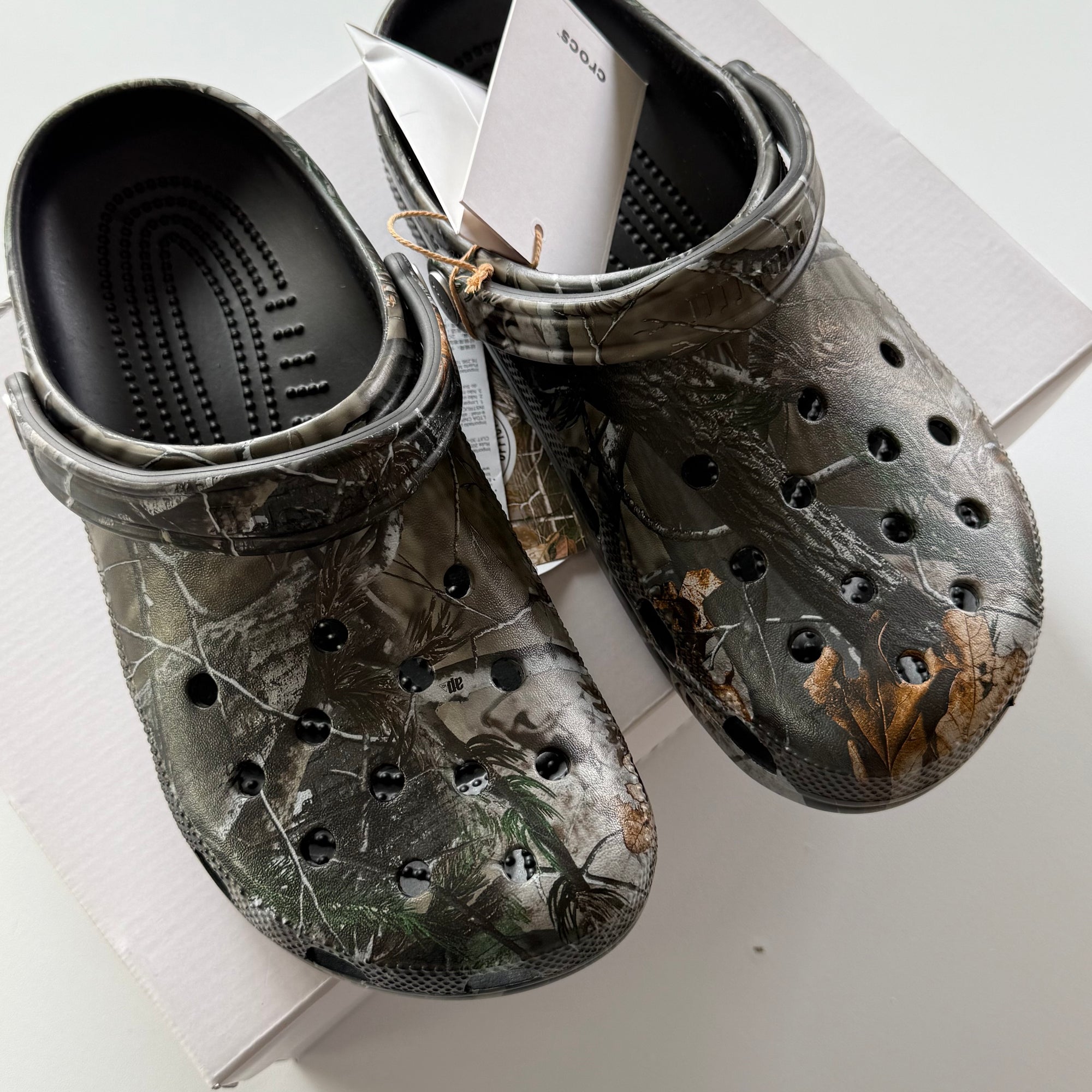 JJJJound x Crocs Classic Clog 'Realtree AP Camo' (Size 9)