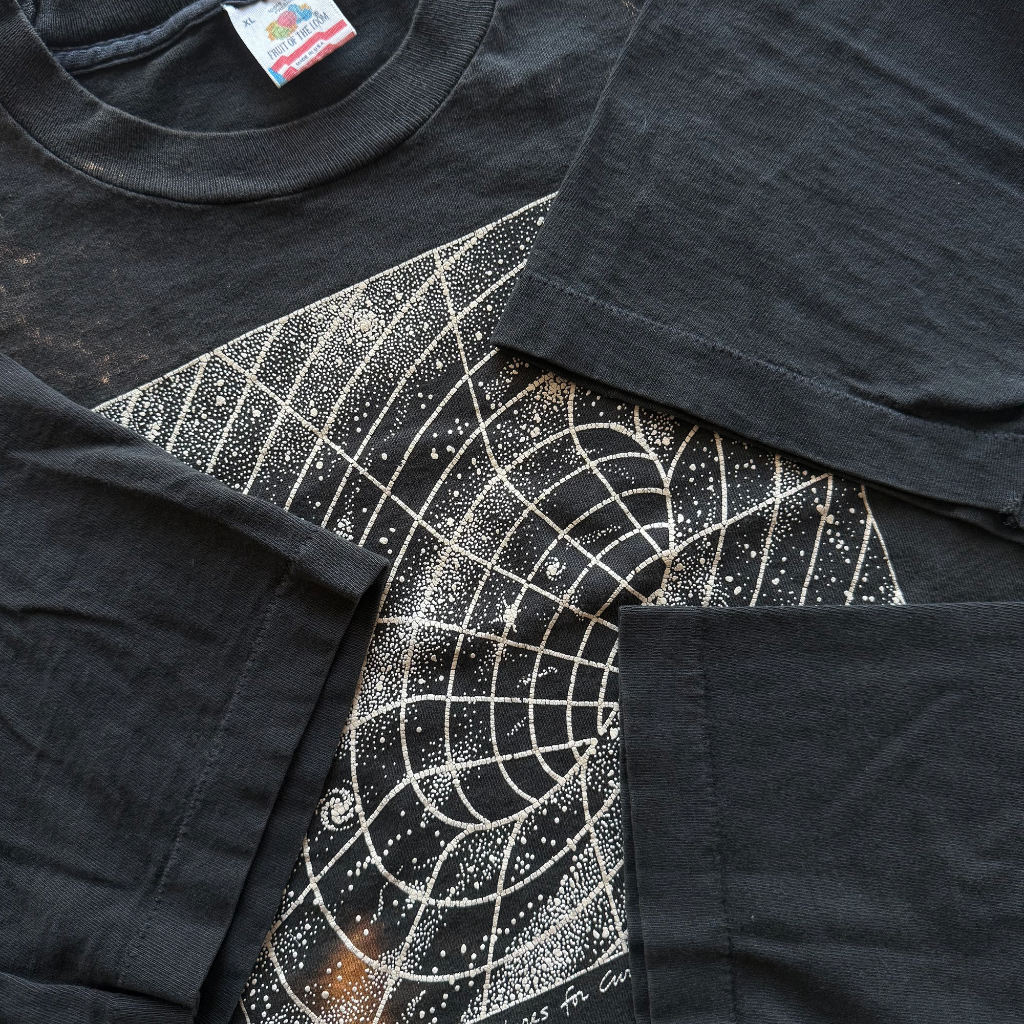 Vintage 1981 NOVA PBS Black Hole Space Tee