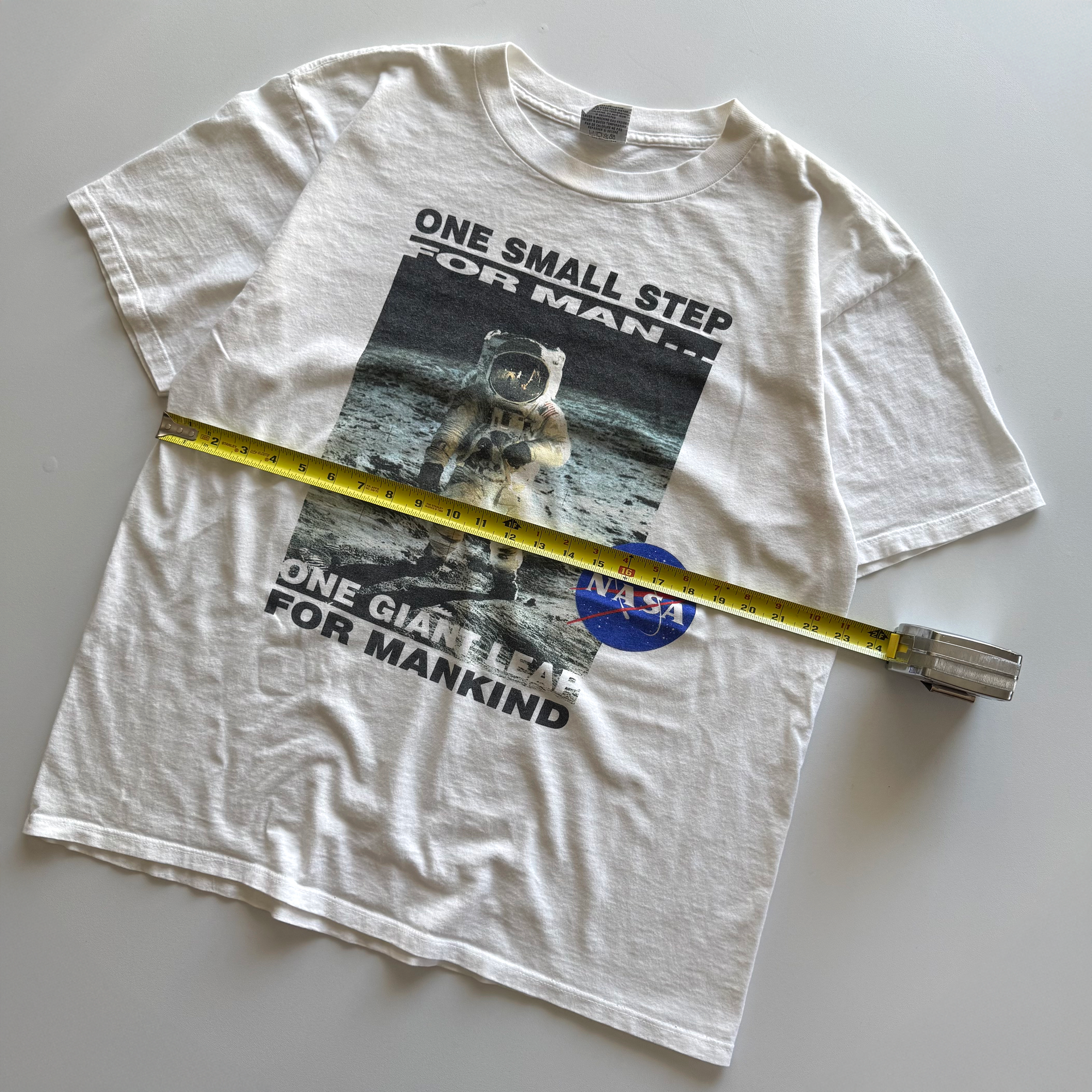 Vintage 1994 NASA Apollo 11 Neil Armstrong Quote Tee
