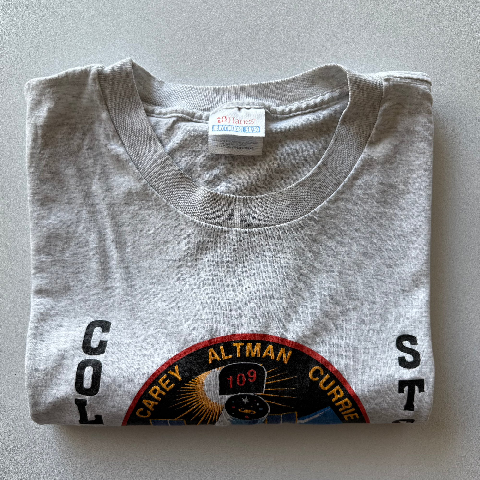 Vintage 2002 NASA Columbia STS-109 Tee