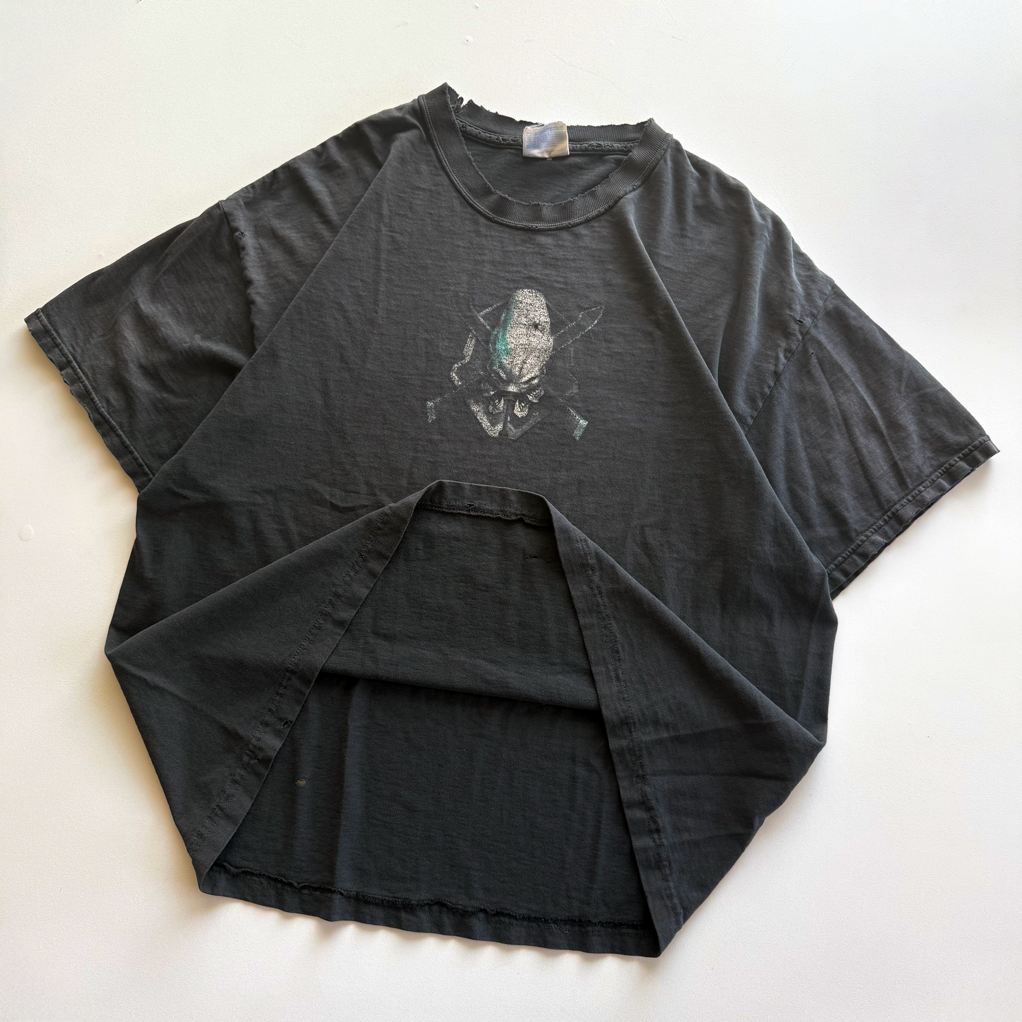 Vintage 2004 Halo 2 Legendary Logo Distressed Fader Tee