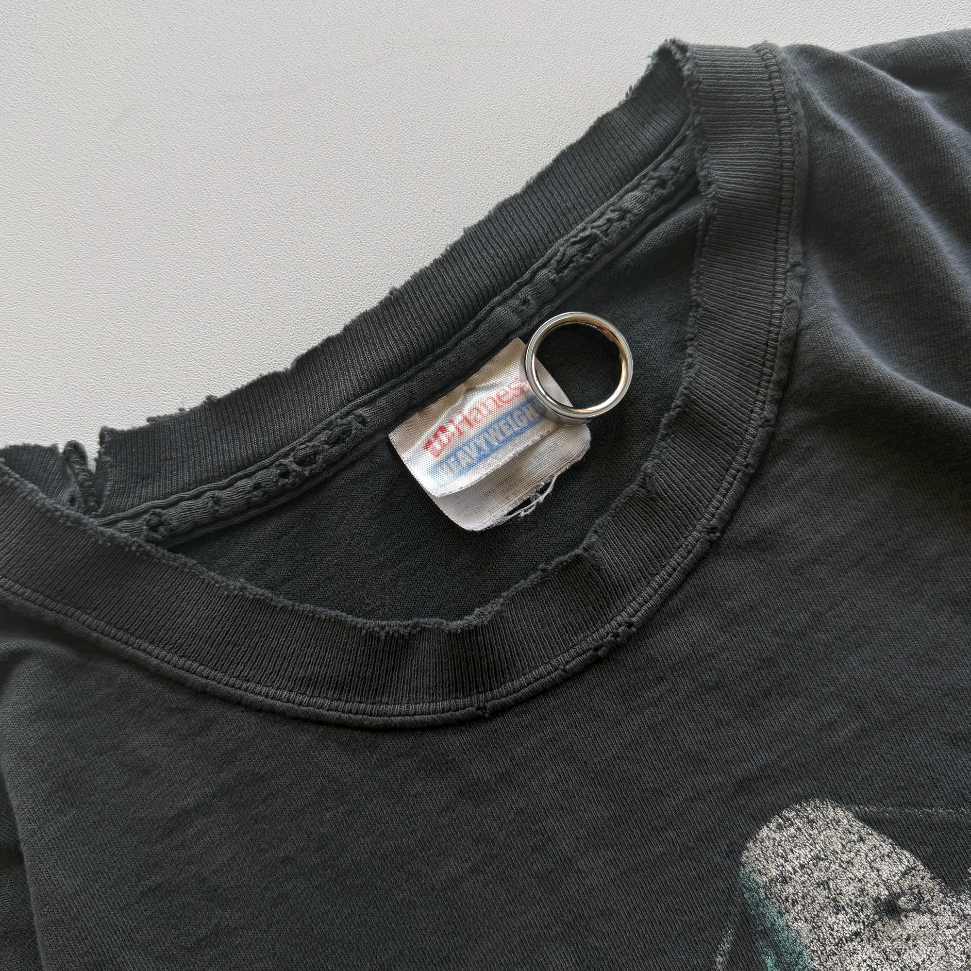 Vintage 2004 Halo 2 Legendary Logo Distressed Fader Tee