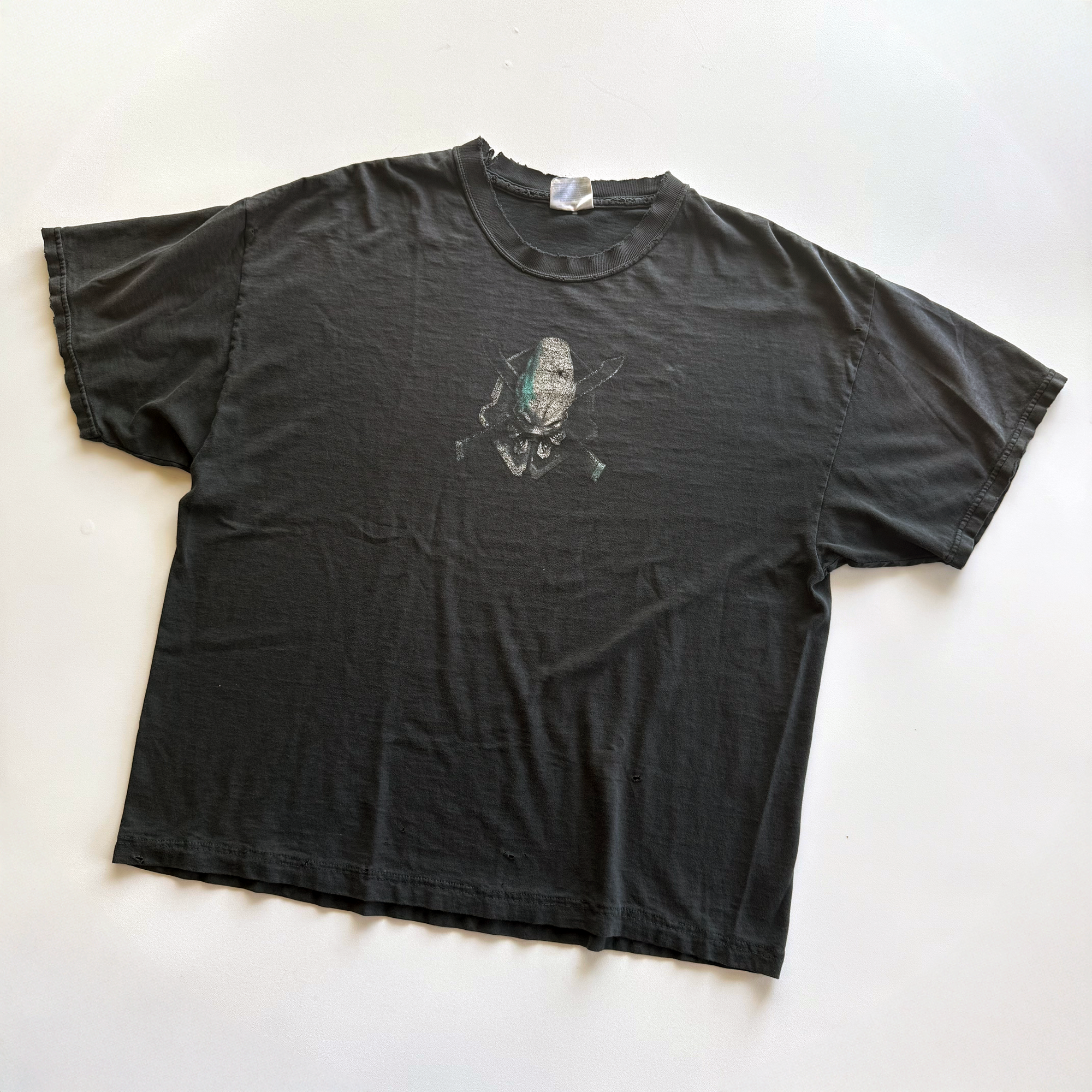 Vintage 2004 Halo 2 Legendary Logo Distressed Fader Tee