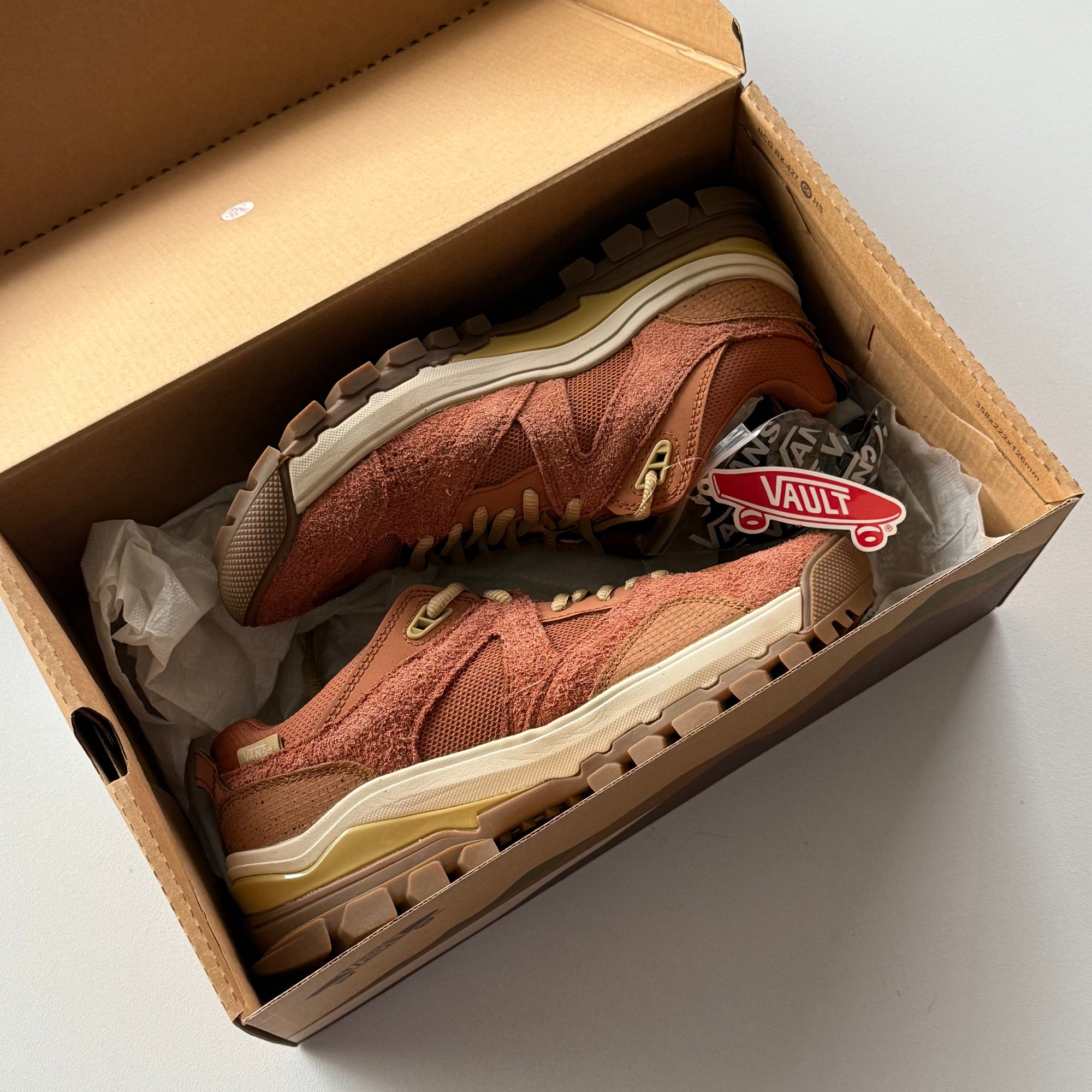Vans Taka Hayashi x Amazon Trailhead LX 'Pecan Brown' (Size 8.5)