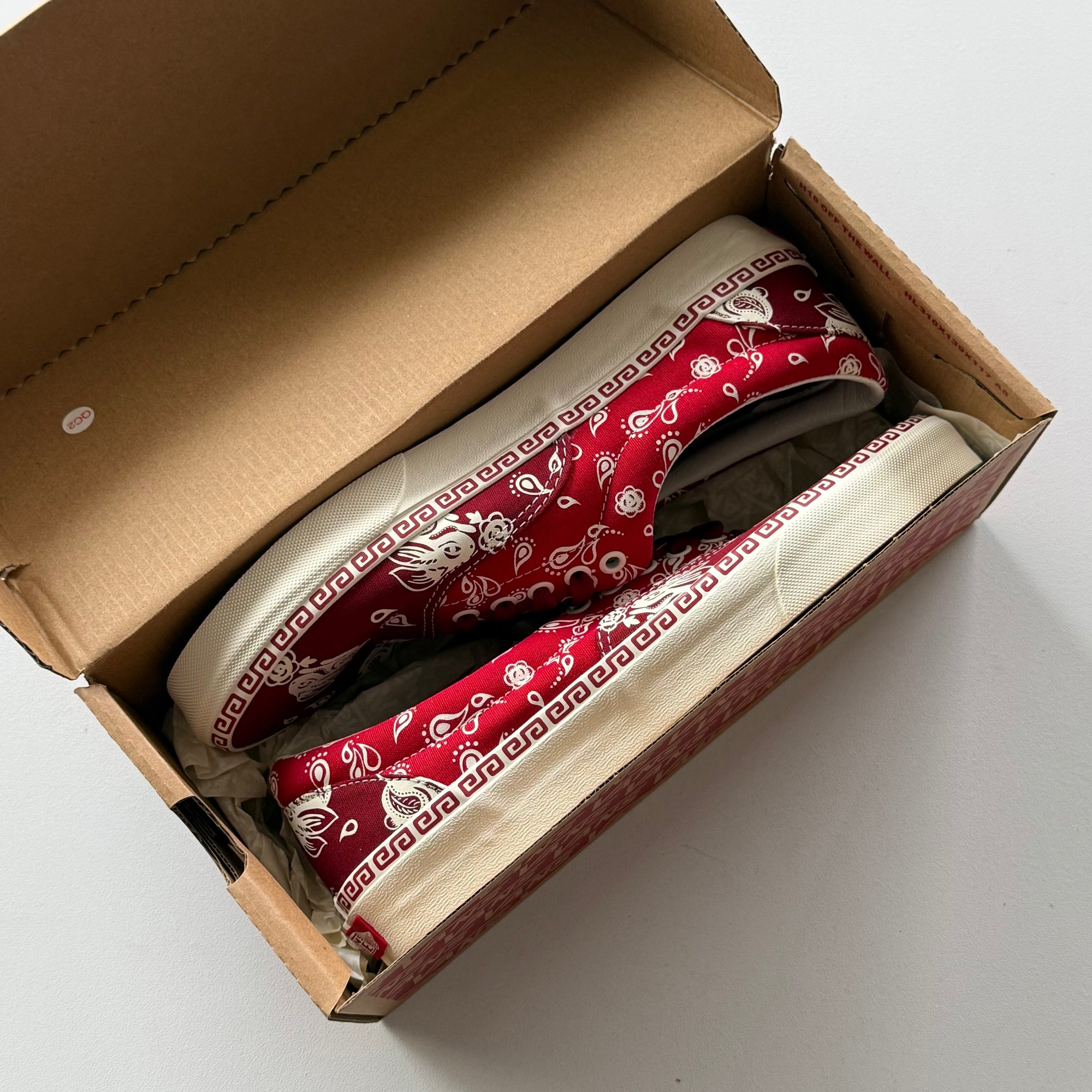 Vans 2023 'Year Of The Rabbit' Era (Size 9)