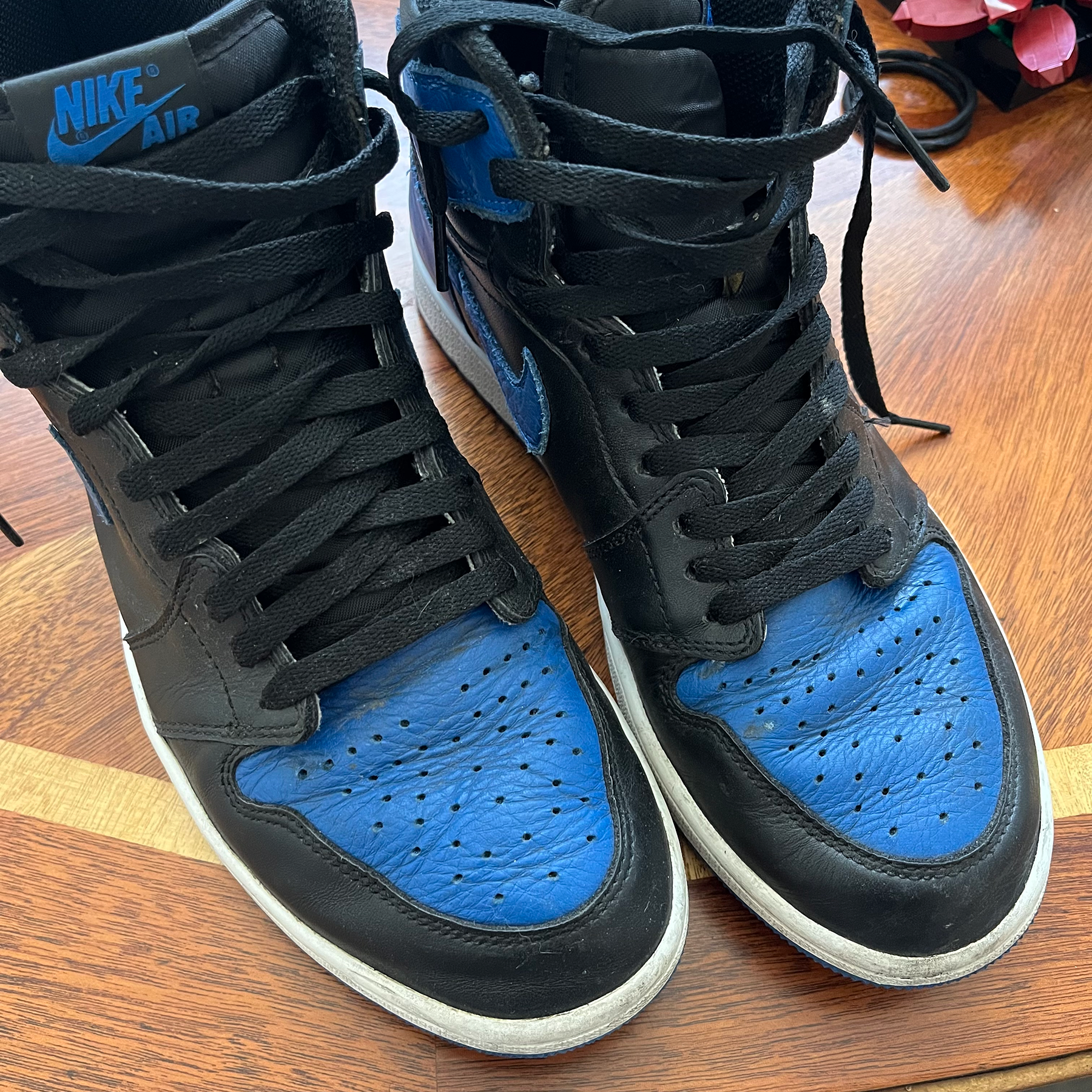 Nike 2017 Air Jordan Retro 1 High Royals