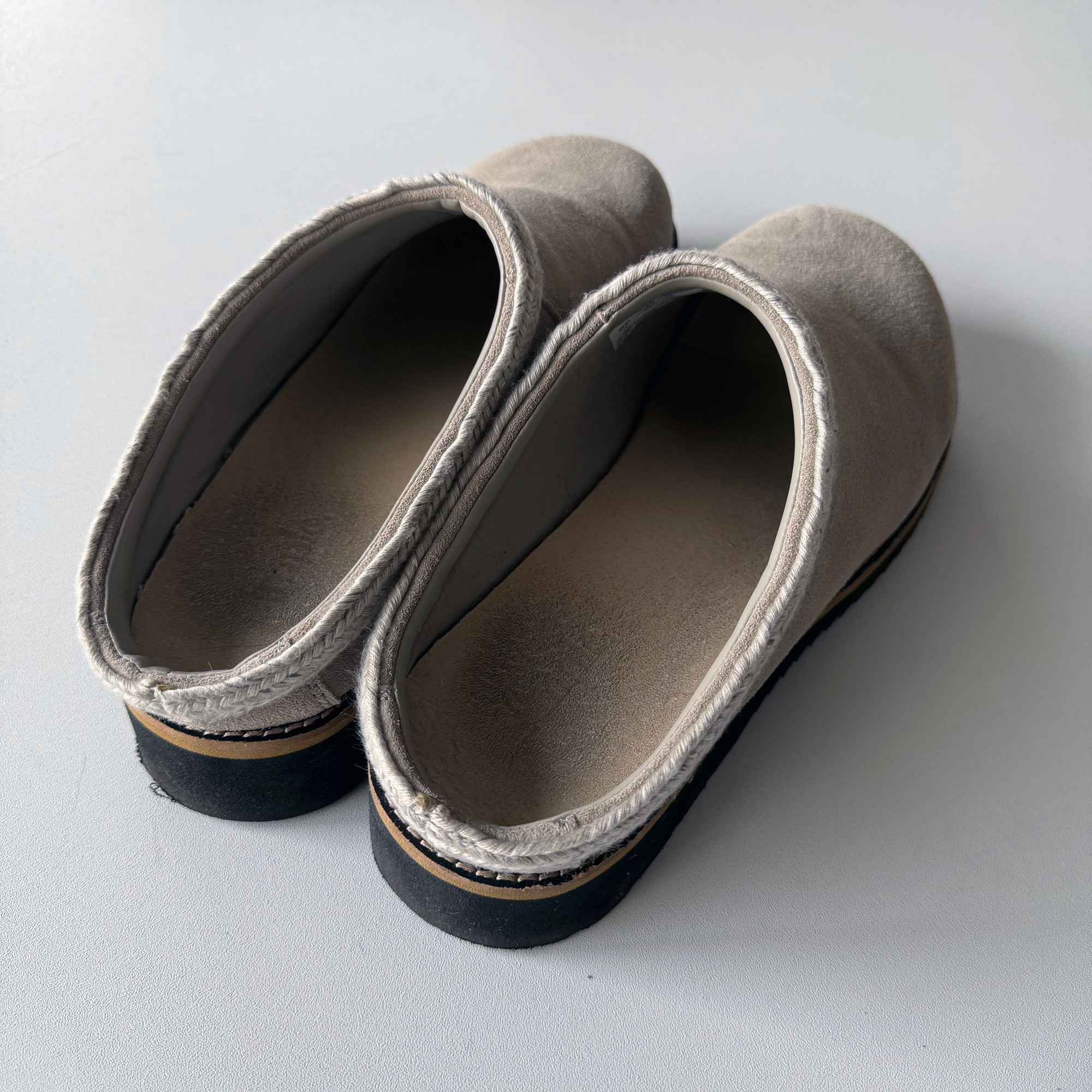 Simple Shoes Original Clog Suede Stone Grey (Size 11)