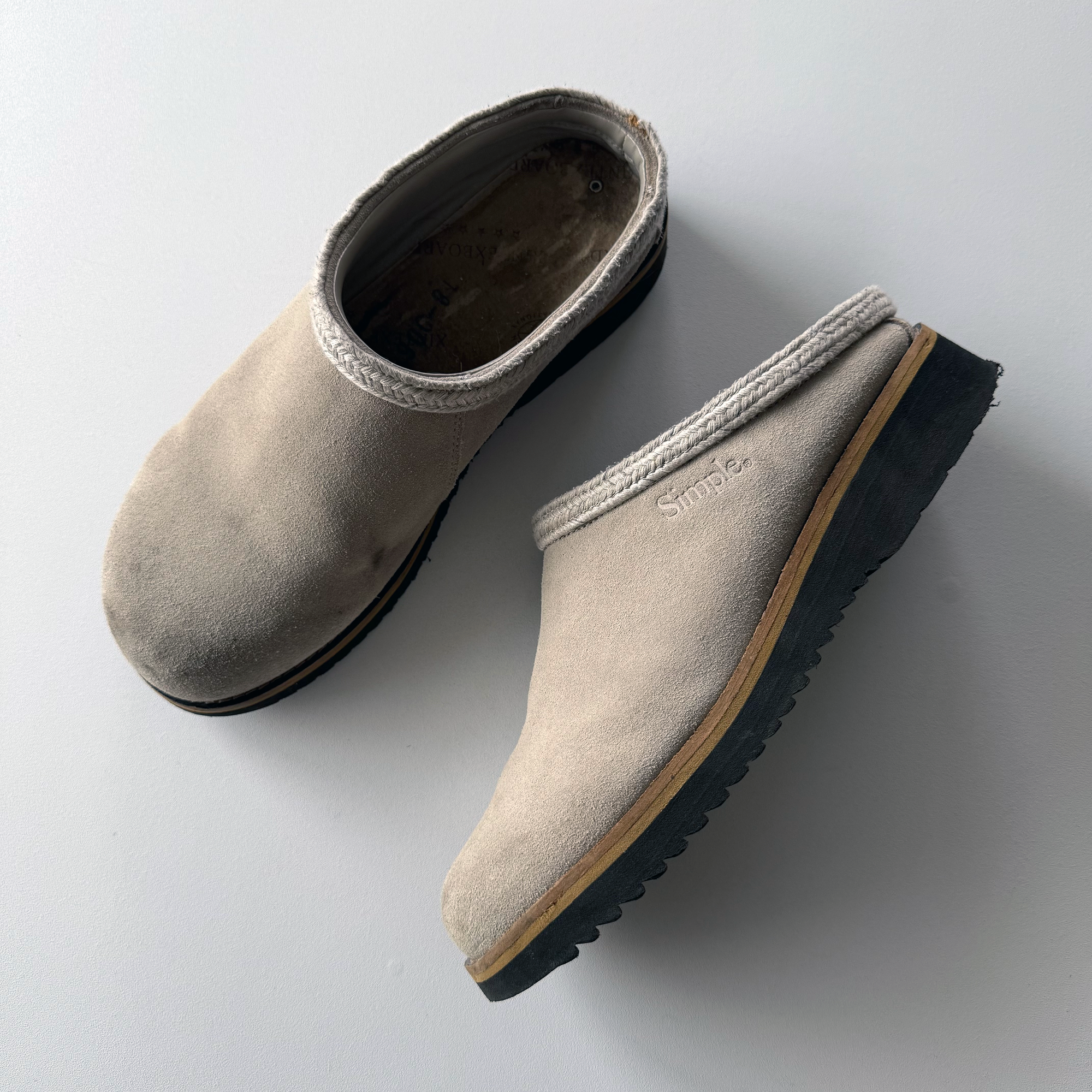 Simple Shoes Original Clog Suede Stone Grey (Size 9)
