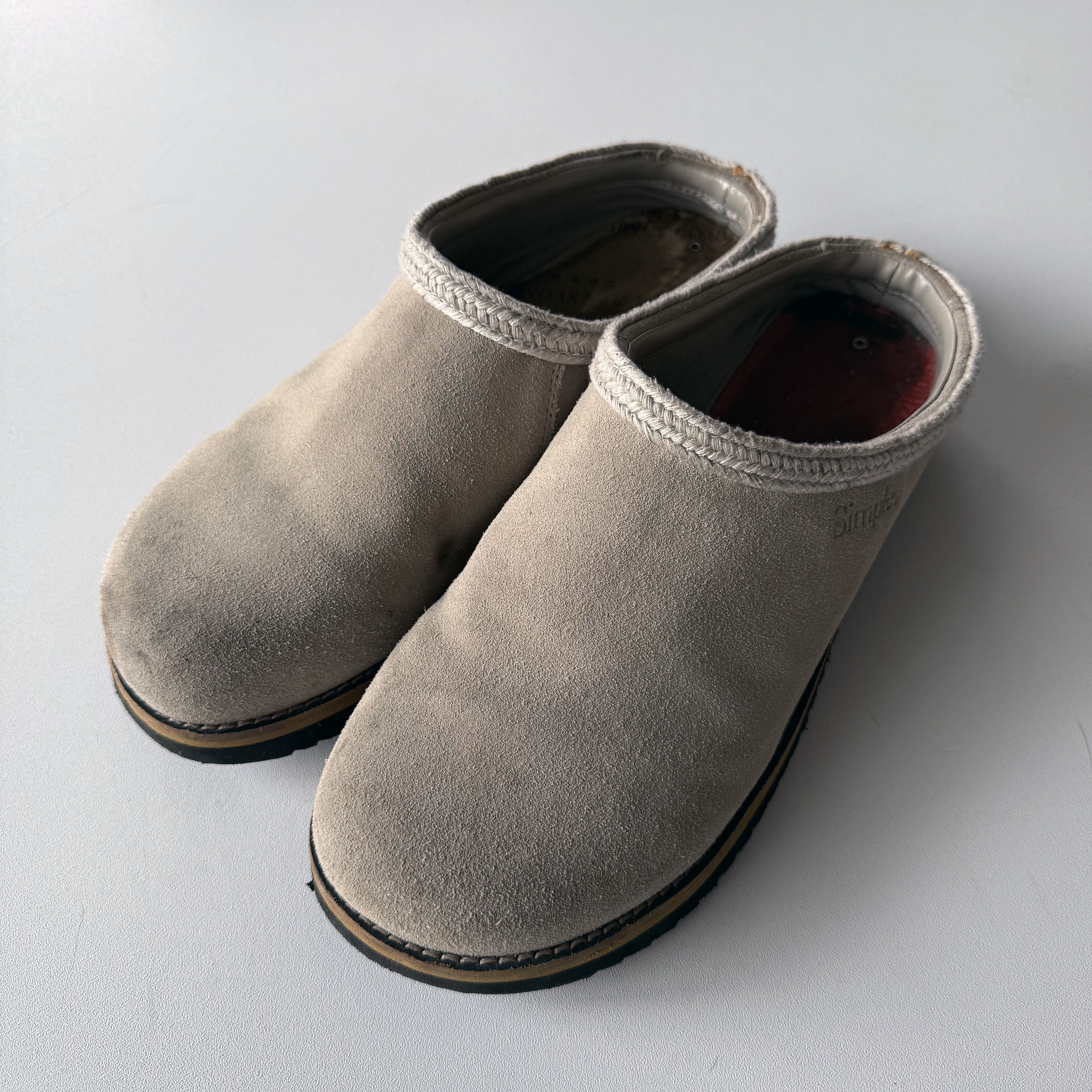 Simple Shoes Original Clog Suede Stone Grey (Size 9)