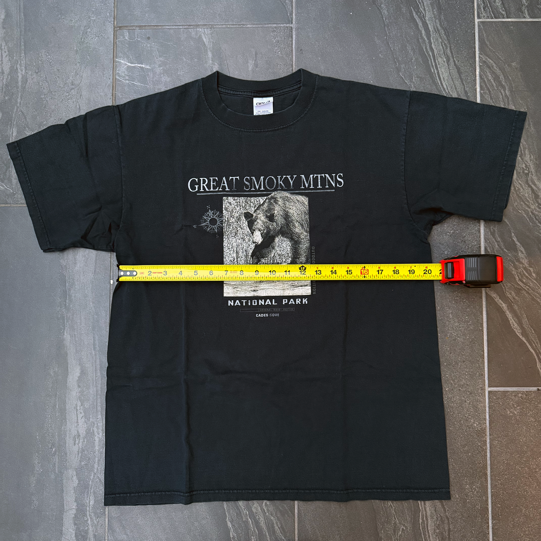 Vintage 2001 Great Smoky Mountains National Park Black Bear Tee