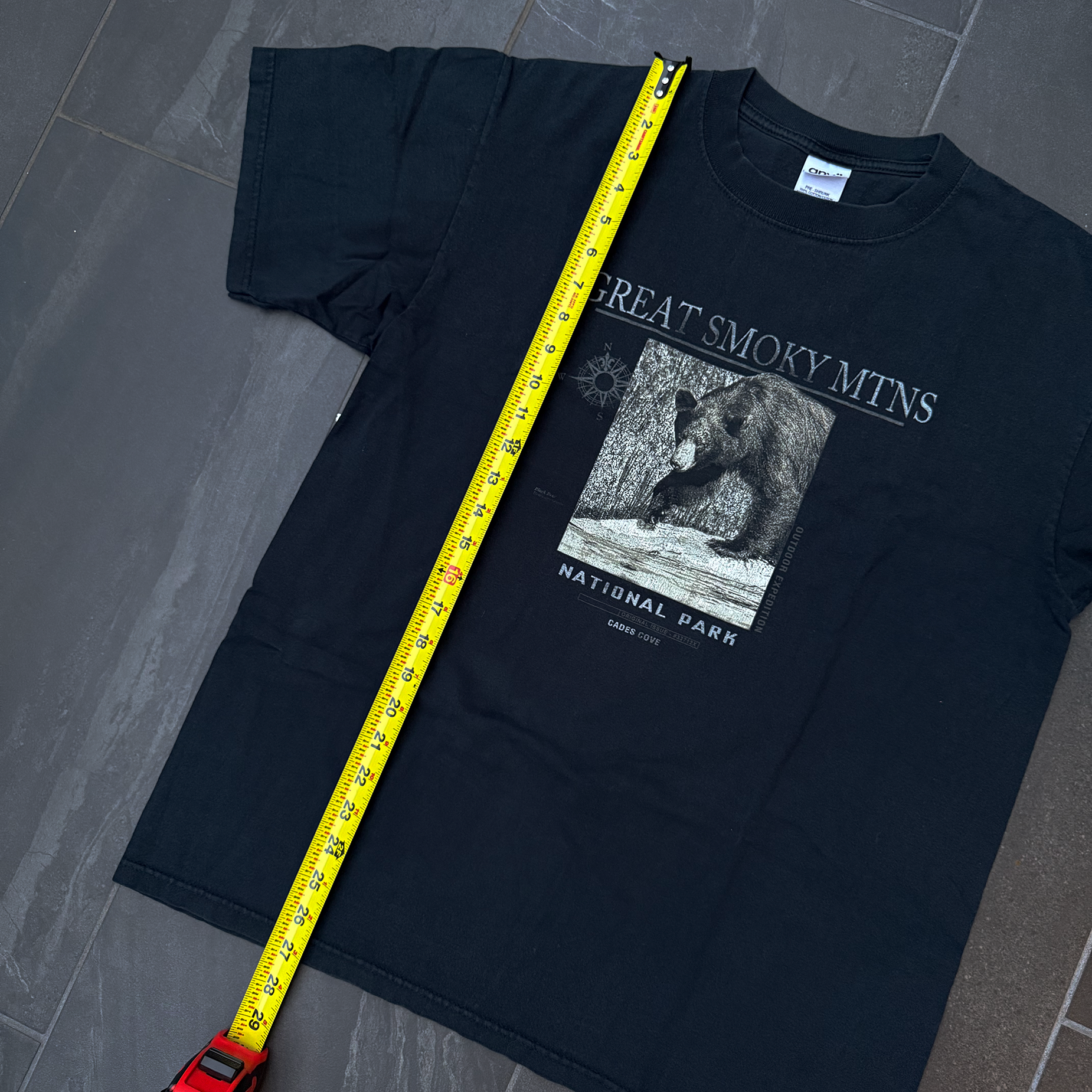 Vintage 2001 Great Smoky Mountains National Park Black Bear Tee