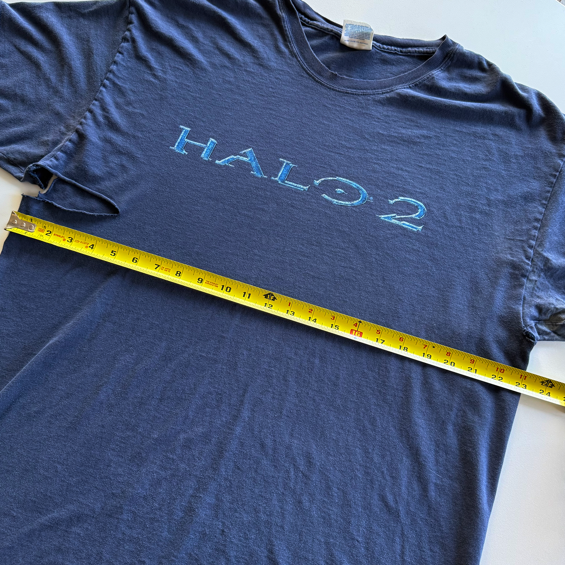 Vintage 2004 Thrashed Vintage Halo 2 Logo Tee
