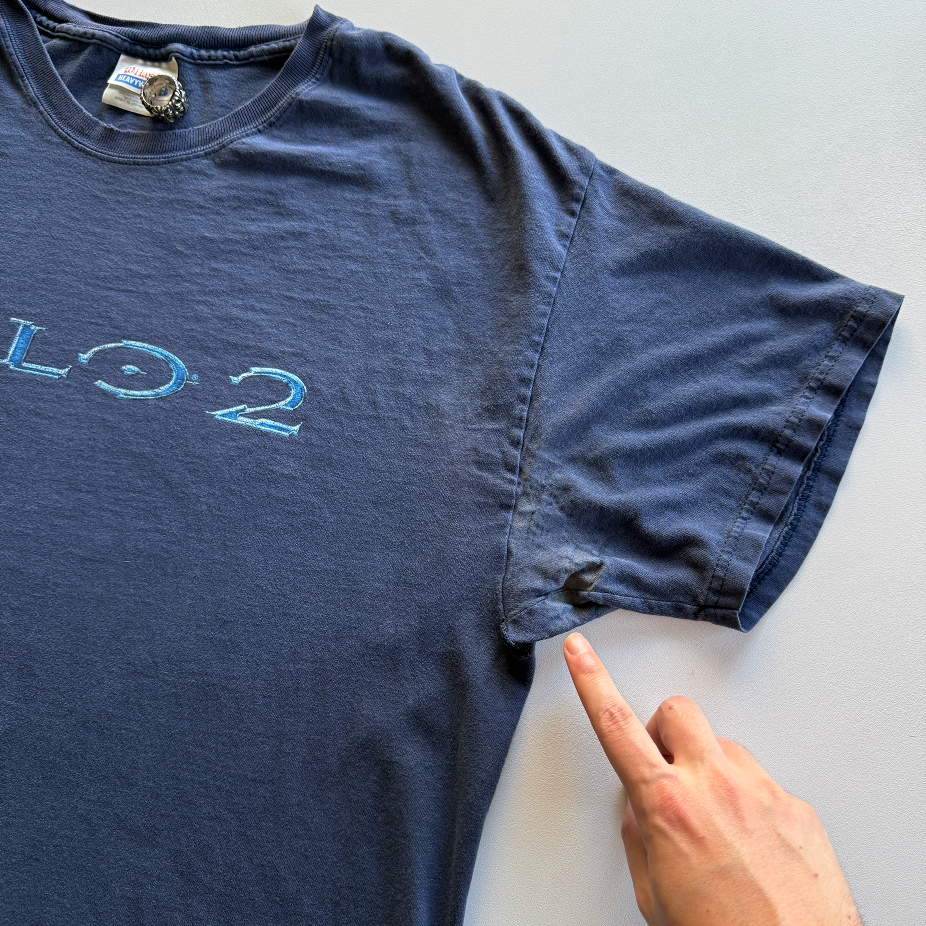 Vintage 2004 Thrashed Vintage Halo 2 Logo Tee