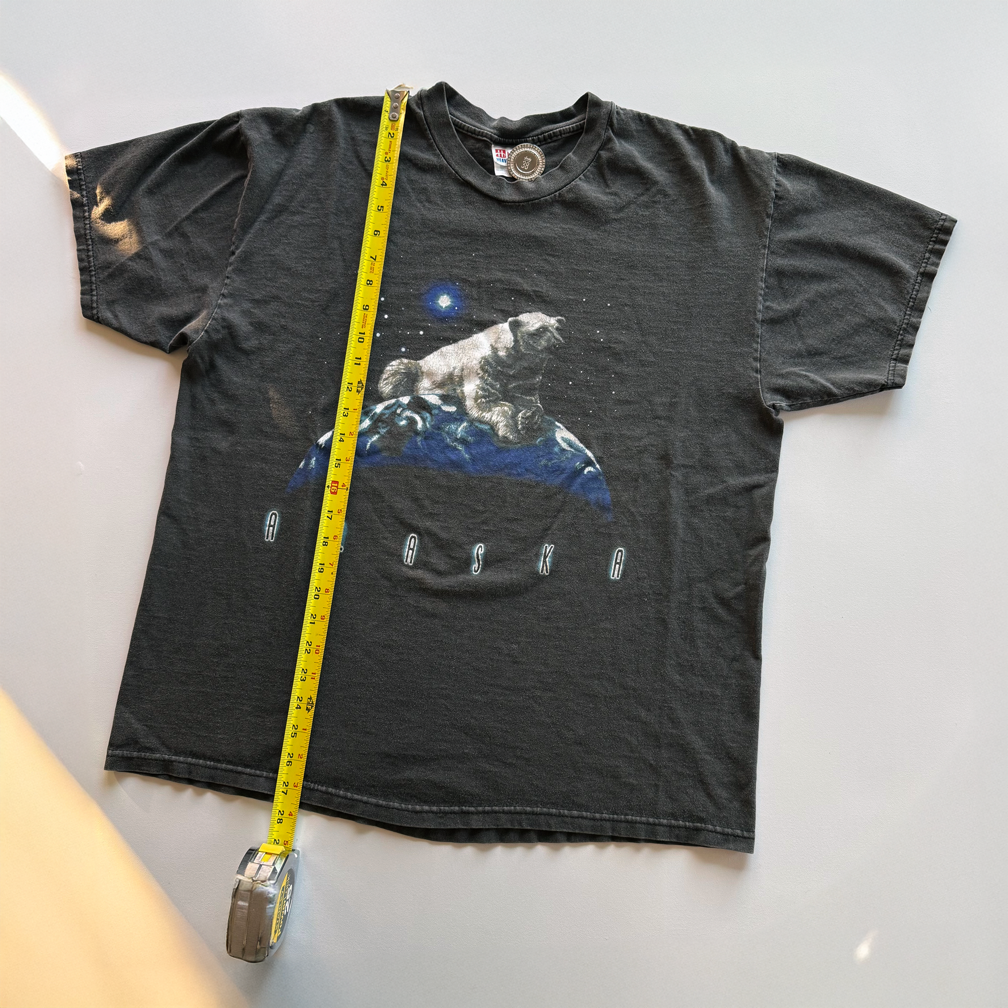 Vintage 2001 Alaska Polar Bear World Tee