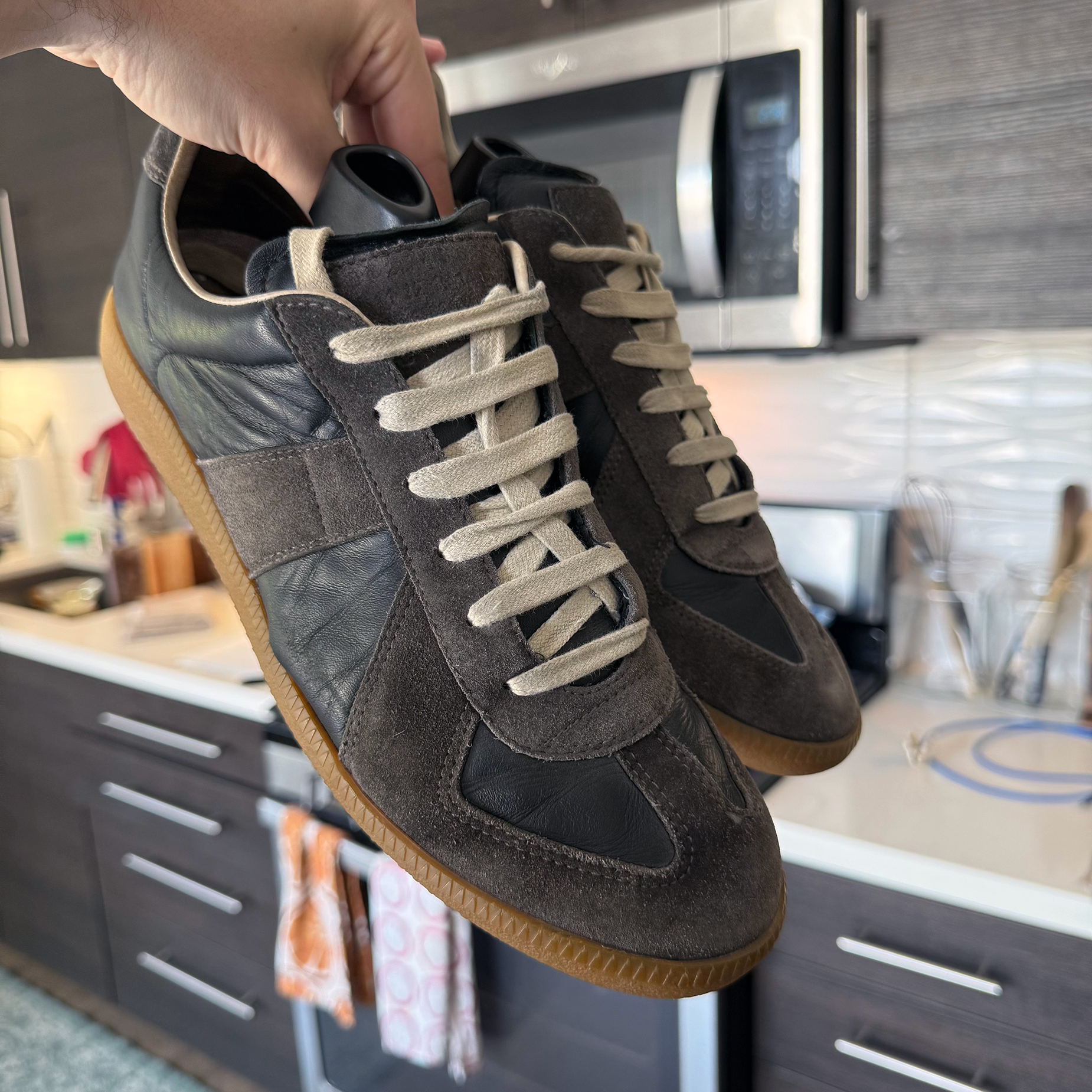 Maison Margiela Black GATs (EU 42)