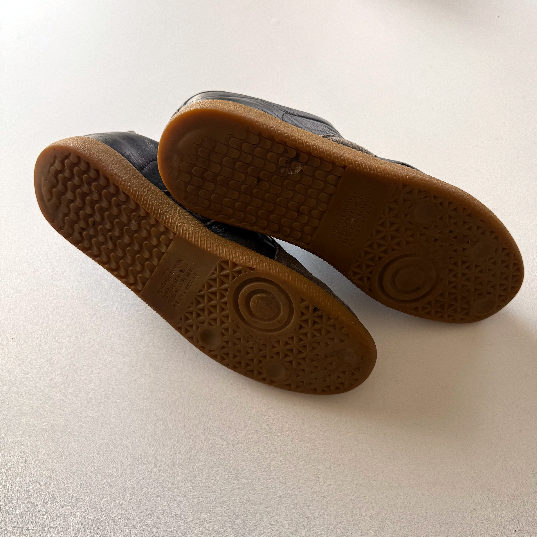 Maison Margiela Black GATs (EU 42)