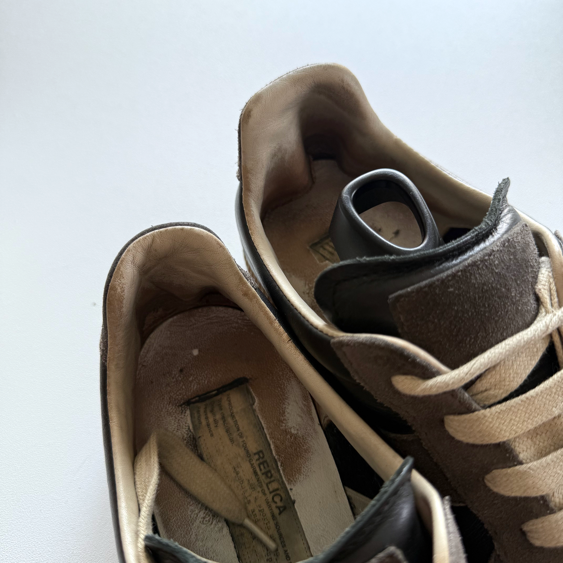 Maison Margiela Black GATs (EU 42)