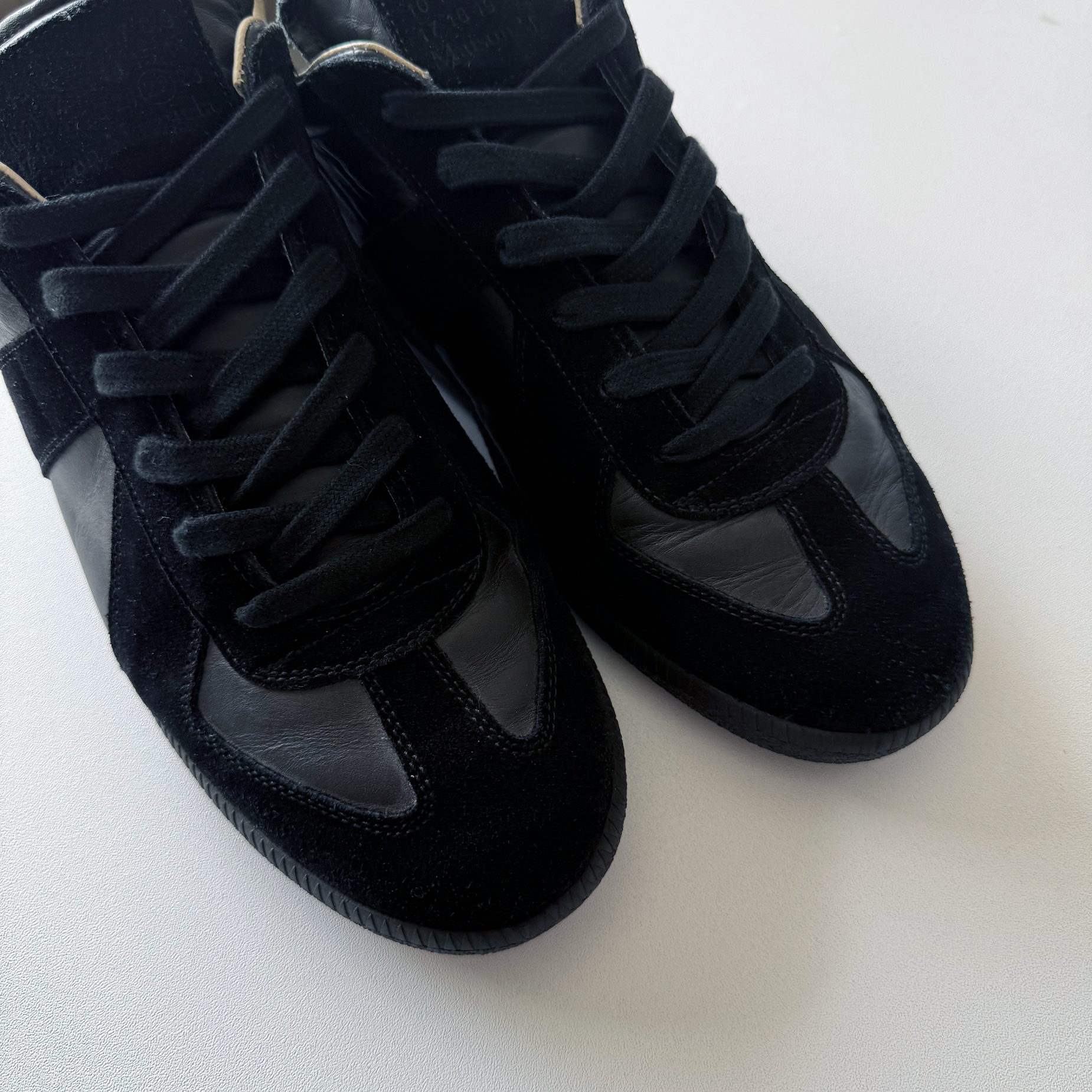Maison Margiela Triple Black GATs (EU 43.5)