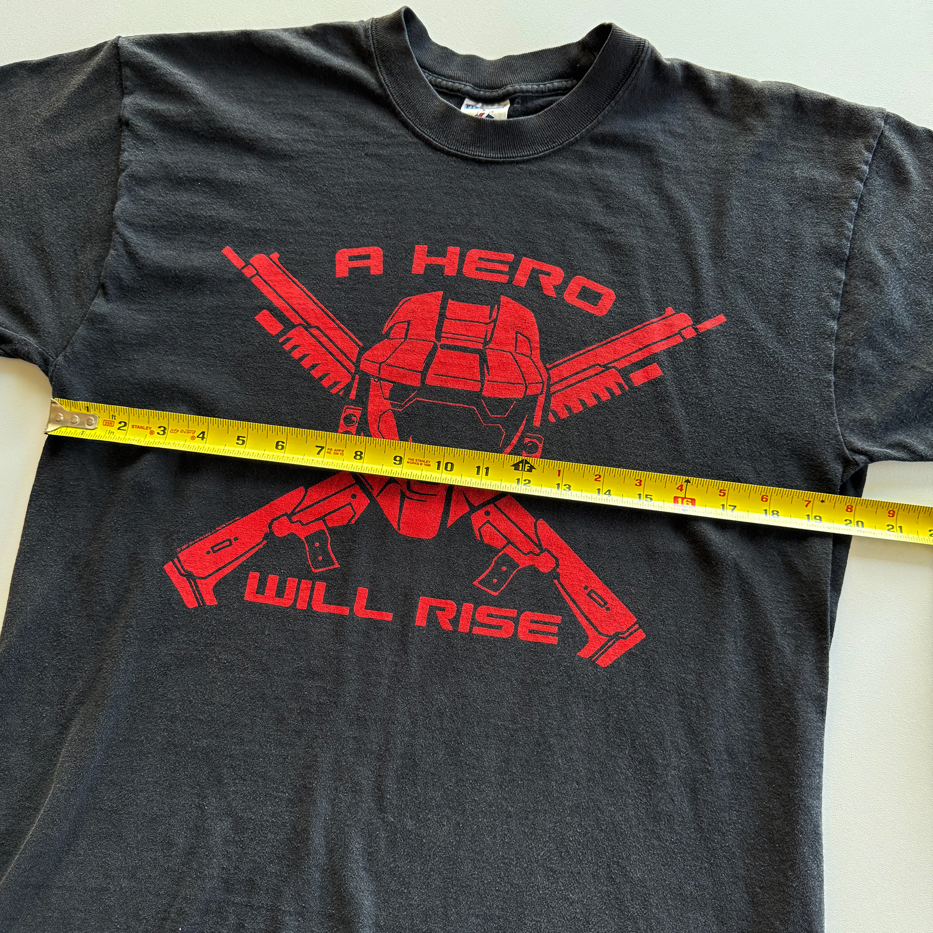Vintage 2007 Halo 3 "A Hero Will Rise" Master Chief Promo Tee