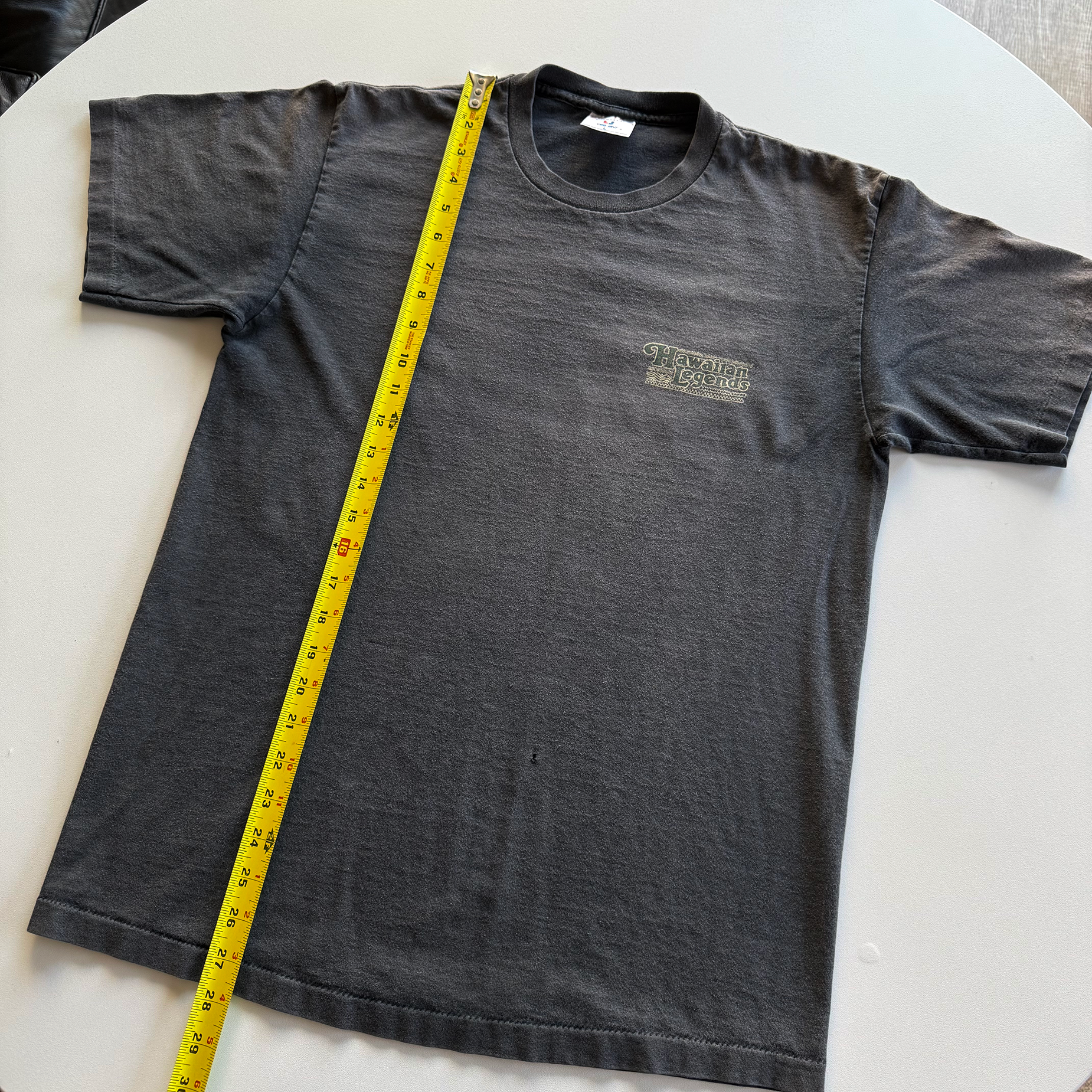 Vintage 1990s Hawaiian Legends Tee