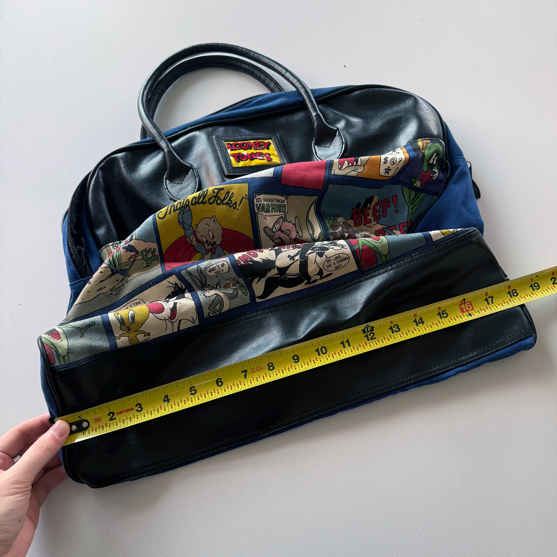 Vintage 1997 Looney Tunes Weekender 18L Bag