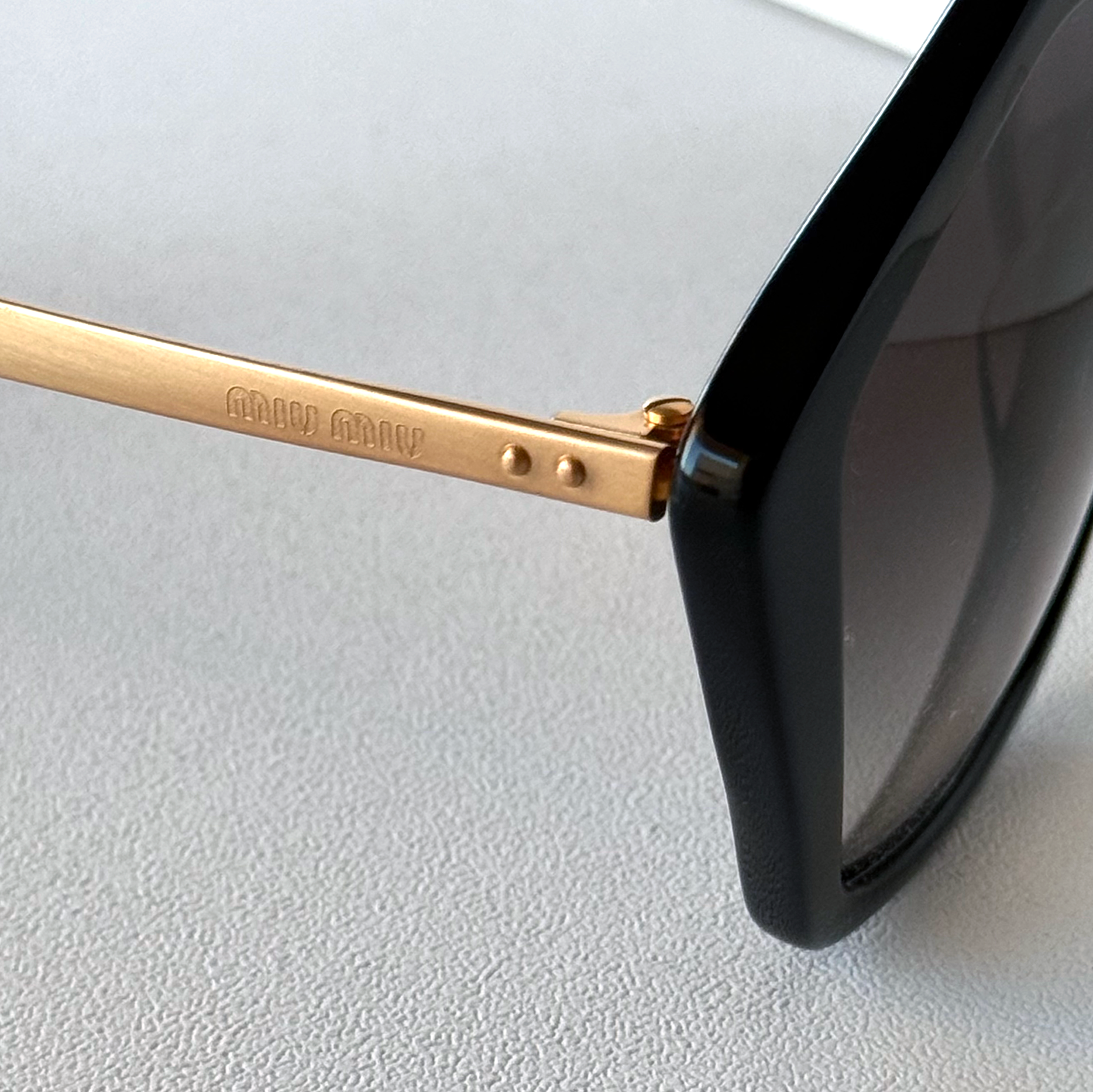 Miu Miu Vintage Pentagon Sunglasses (SMU11N)