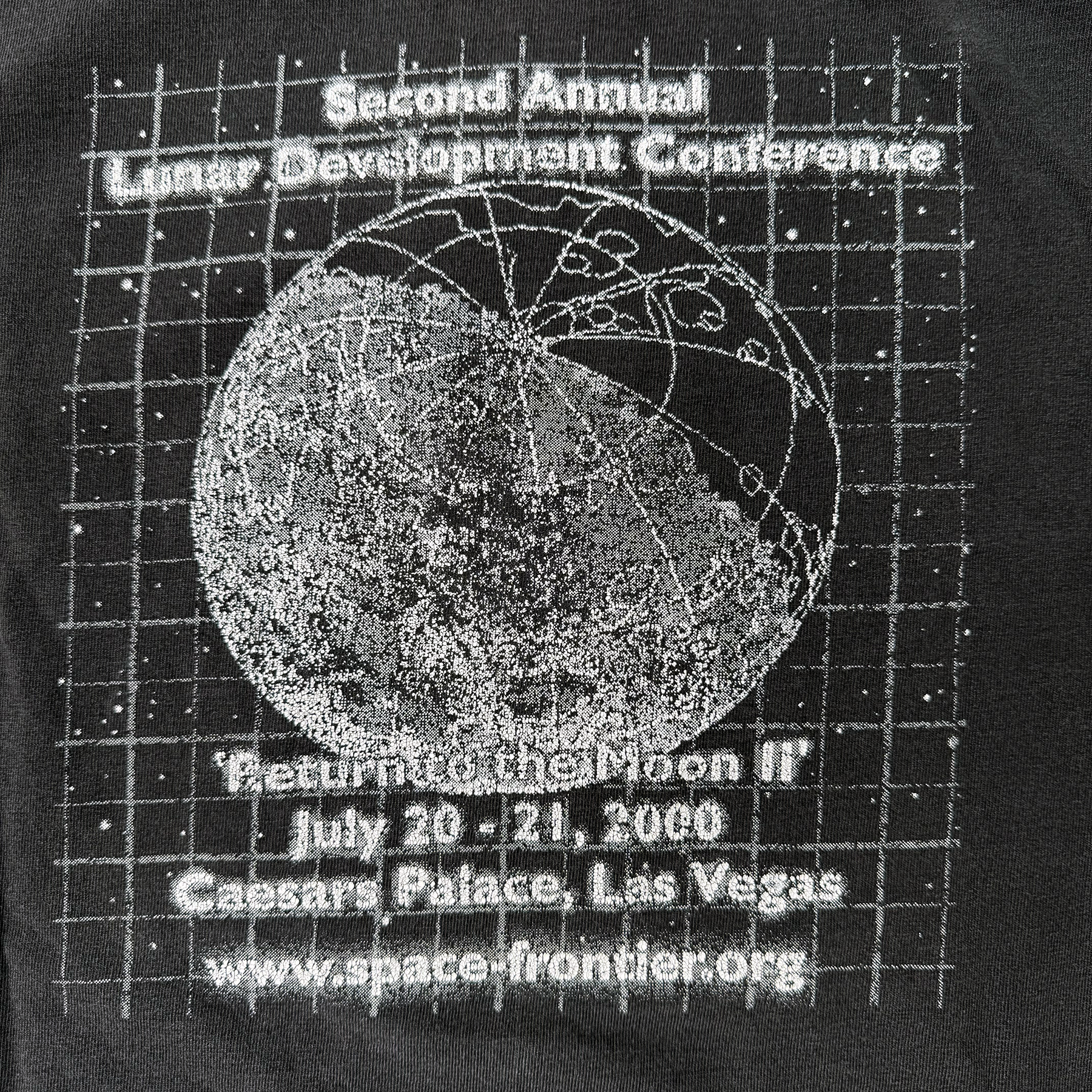 Vintage 2000 "Return To The Moon" Tee