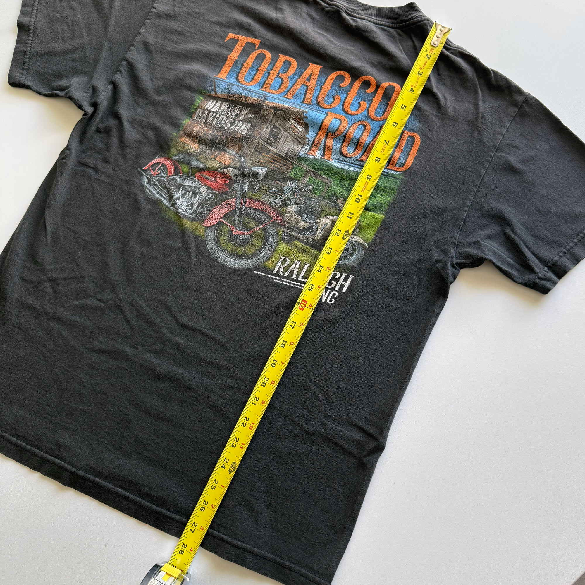Vintage 2000s Harley Davidson Tobacco Road Raleigh NC Tee