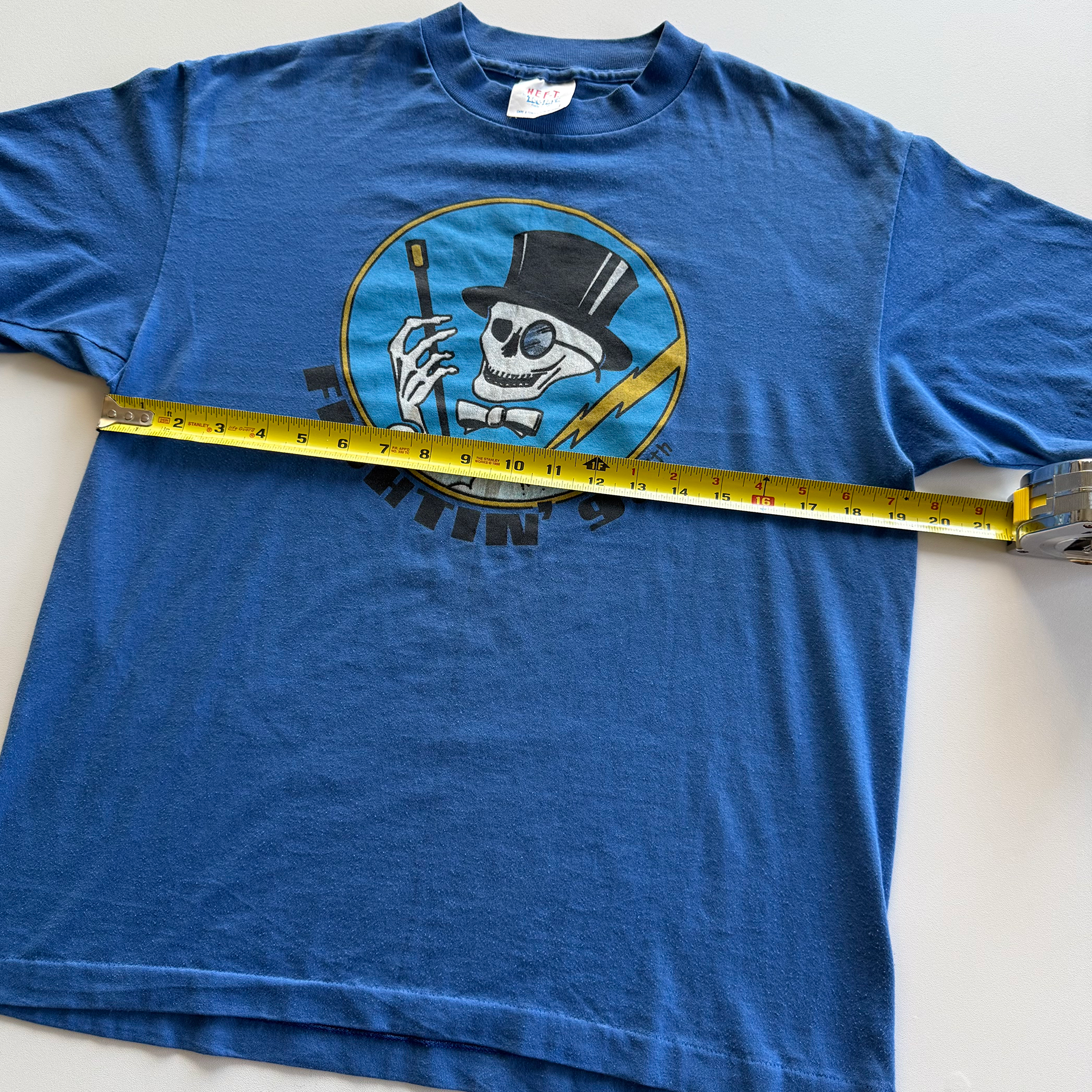 Vintage 1980s USAF 95th Fighter Squadron "Boneheads" Tee