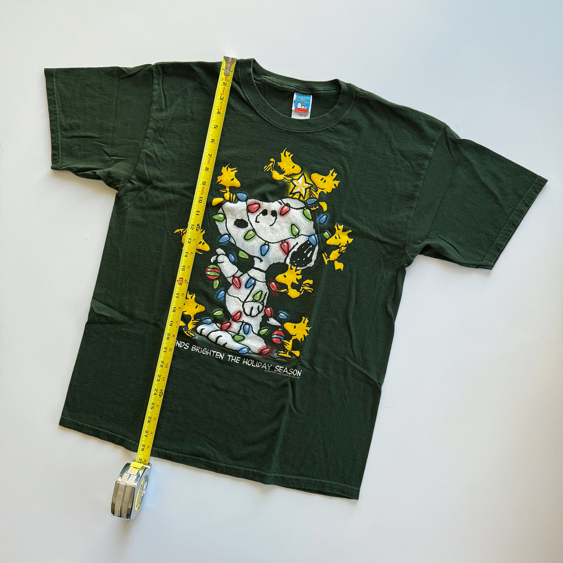 Vintage 2000s Y2K Peanuts Snoopy Woodstock Christmas Tee