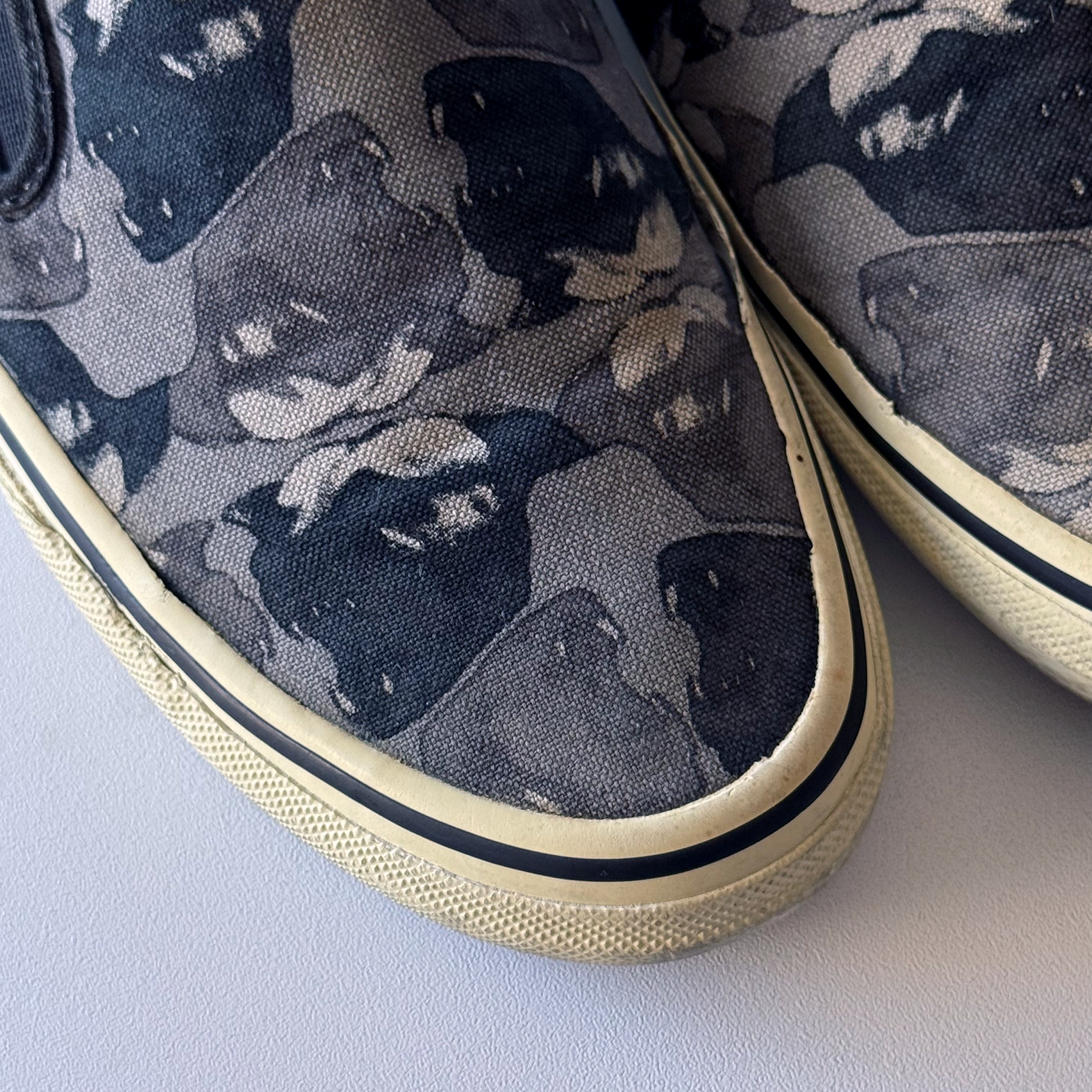 Undercover AW03 Paper Doll Rottweiler Vans