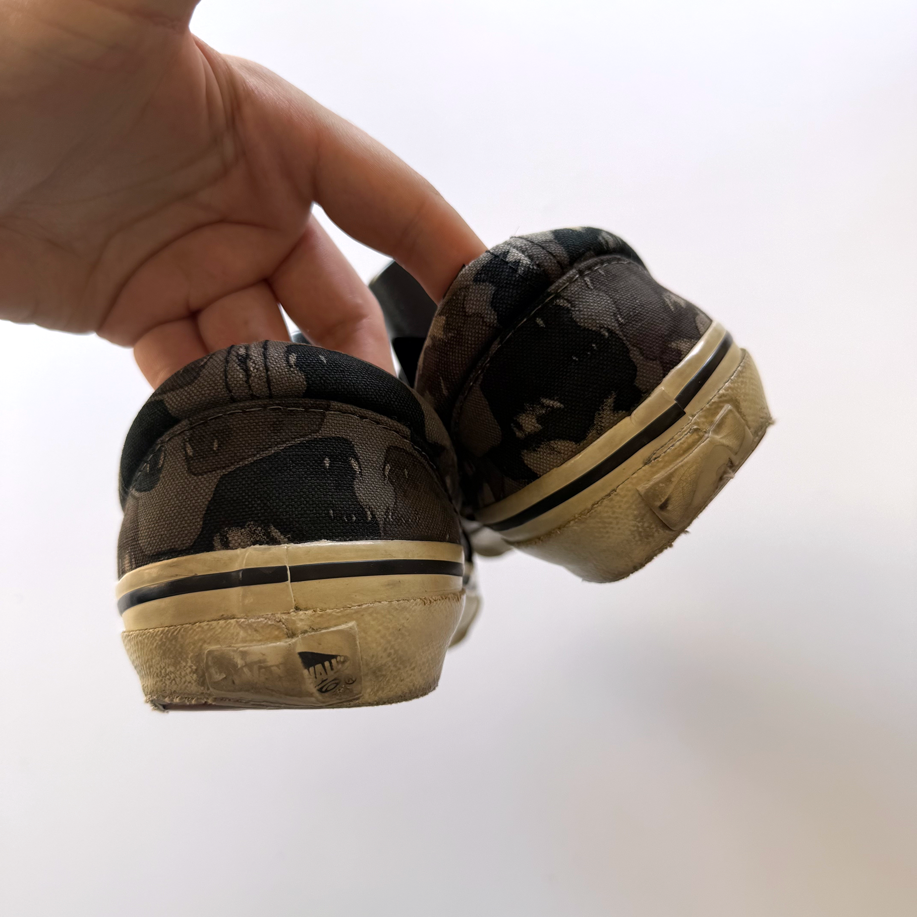 Undercover AW03 Paper Doll Rottweiler Vans