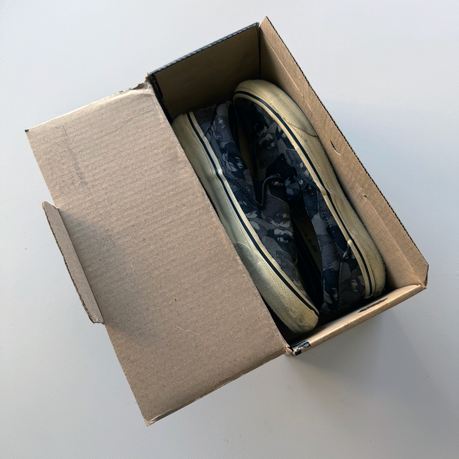 Undercover AW03 Paper Doll Rottweiler Vans