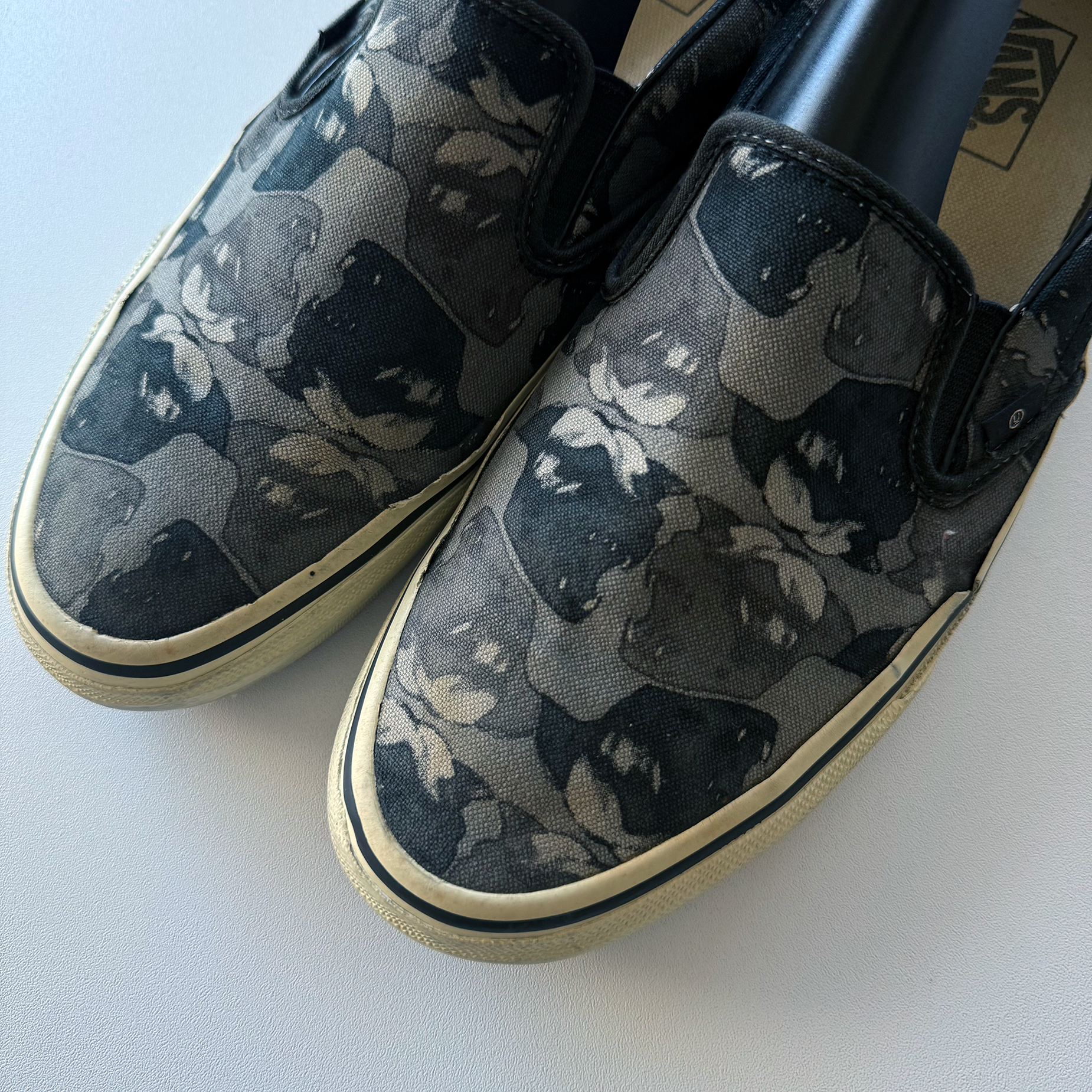 Undercover AW03 Paper Doll Rottweiler Vans