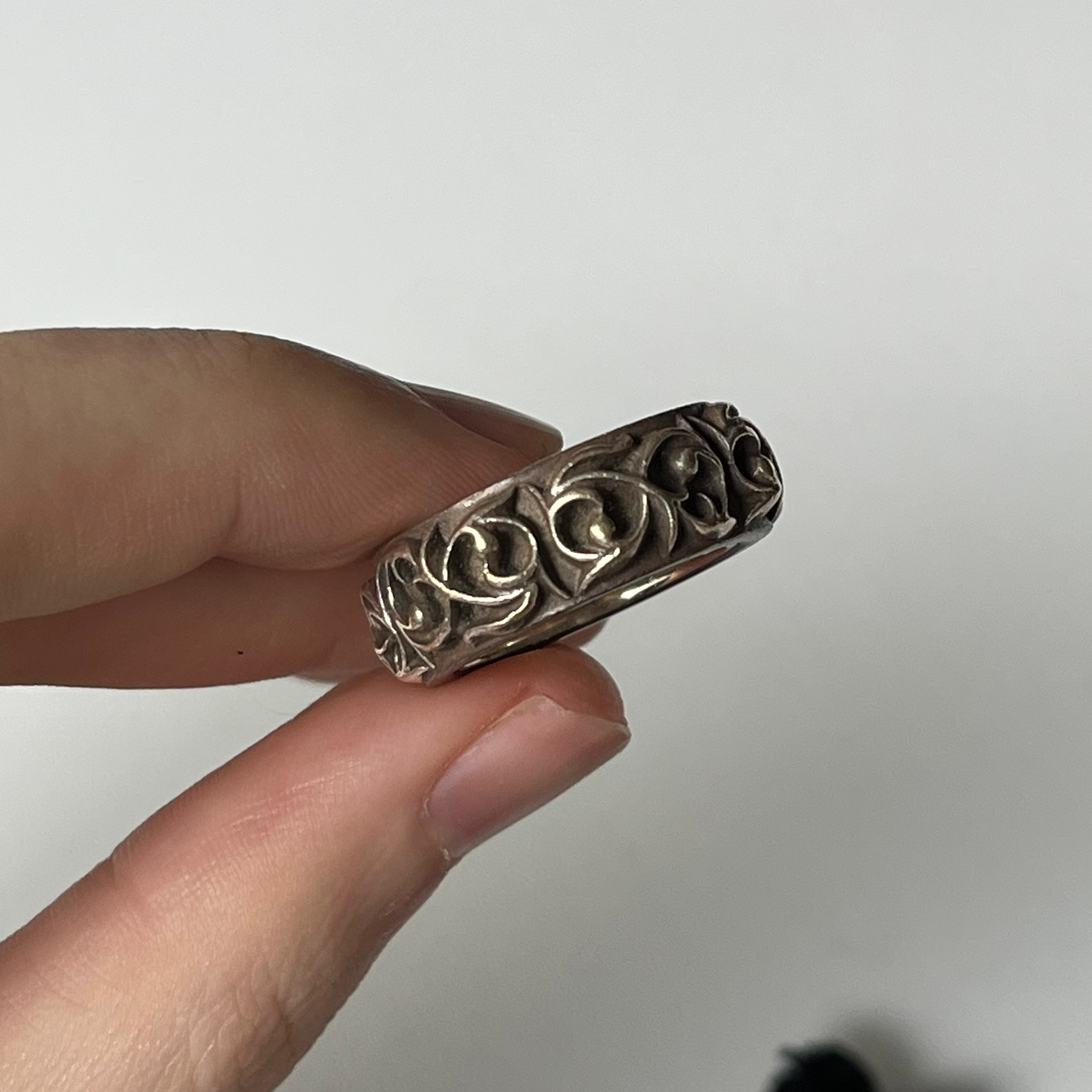 Chrome Hearts Eternity Vine Band Ring