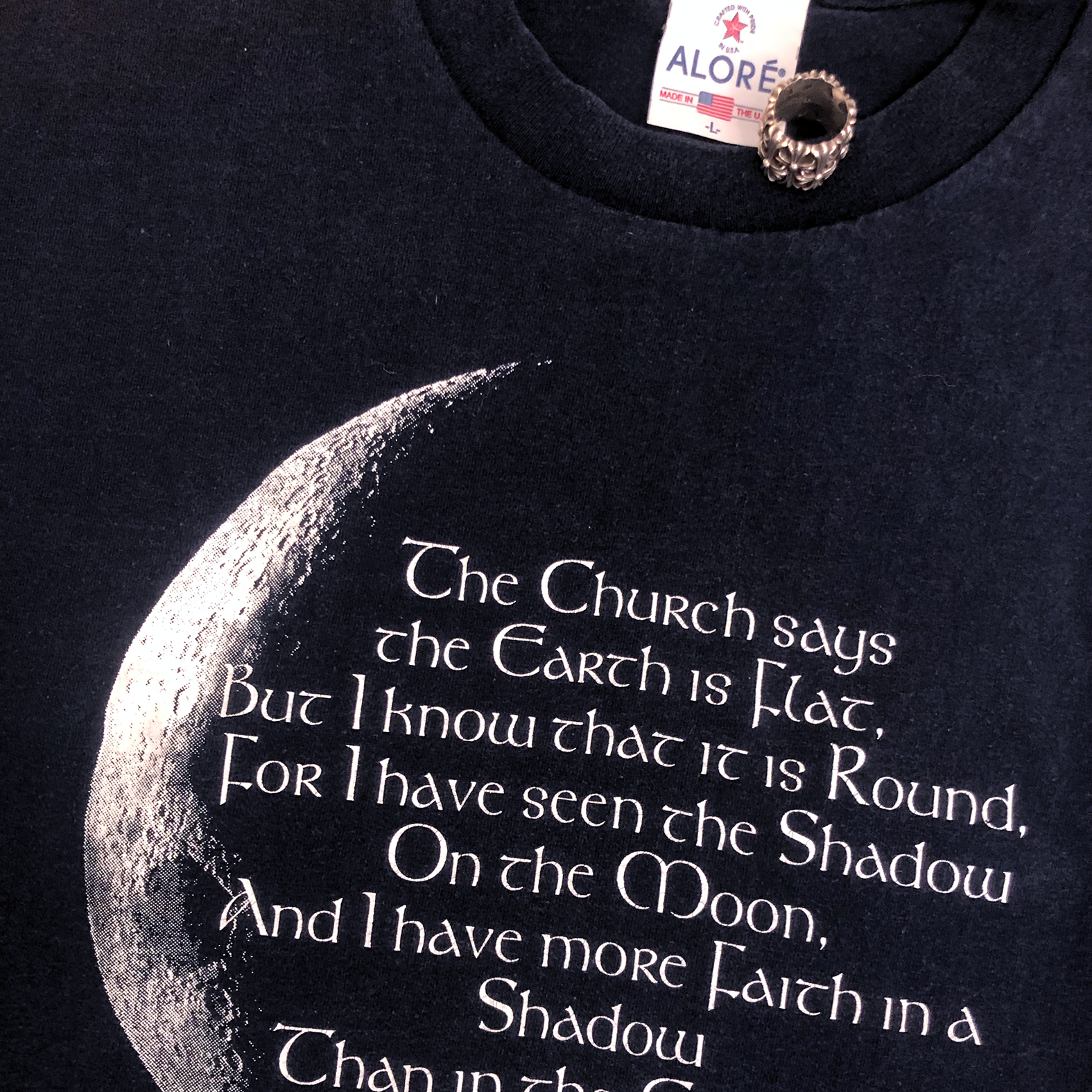 Vintage 1990s Flat Earth Cult Tee