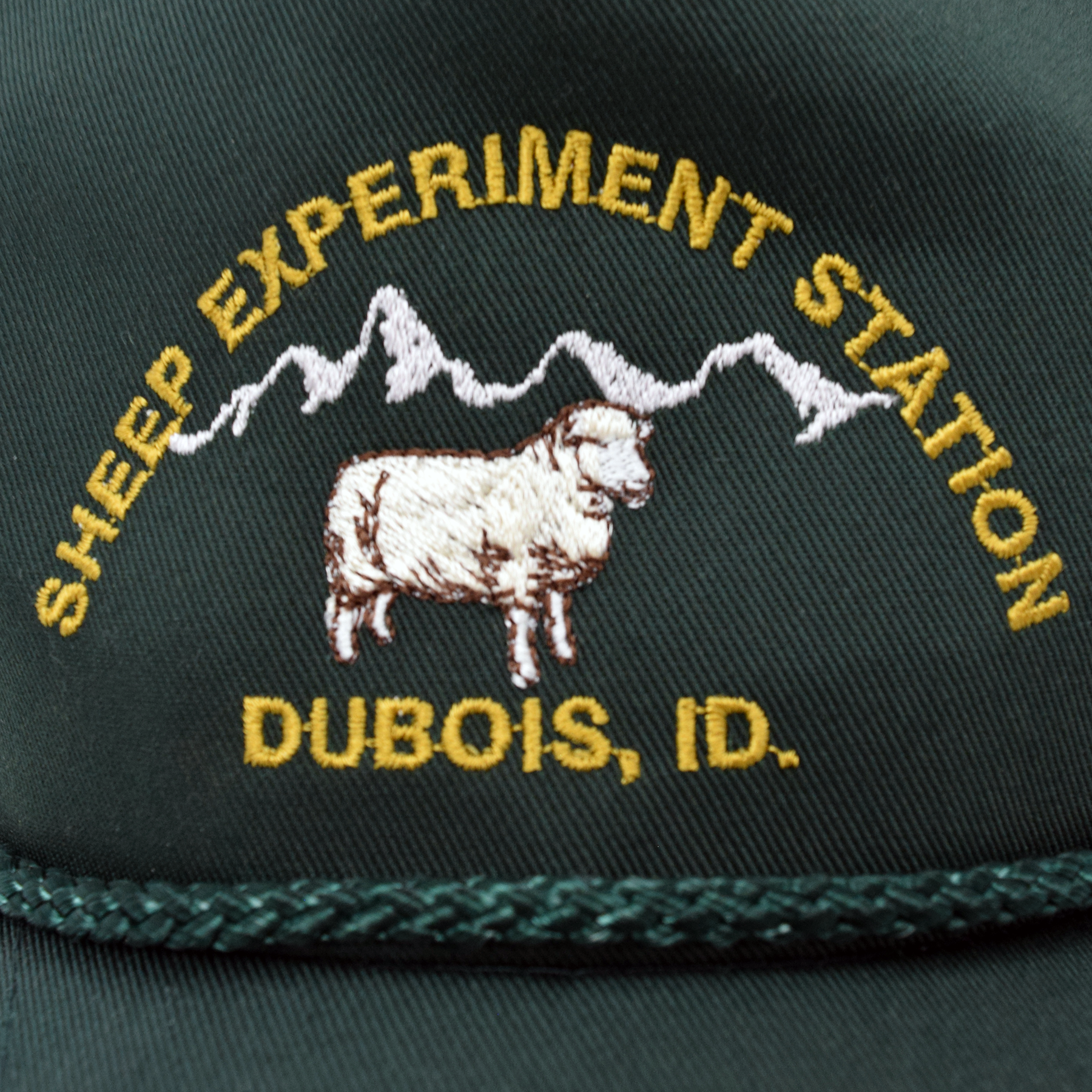 Vintage 1990s Sheep Experiment Station Trucker Hat