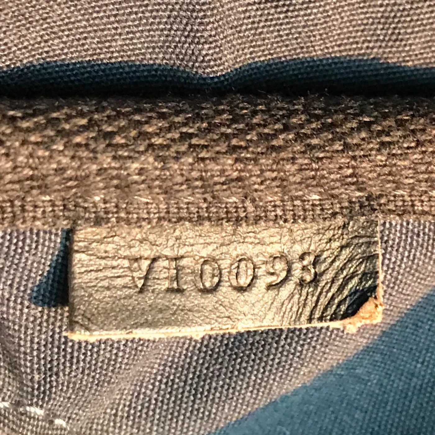 Louis Vuitton 2003 Mini Lin Monogram Messenger Bag