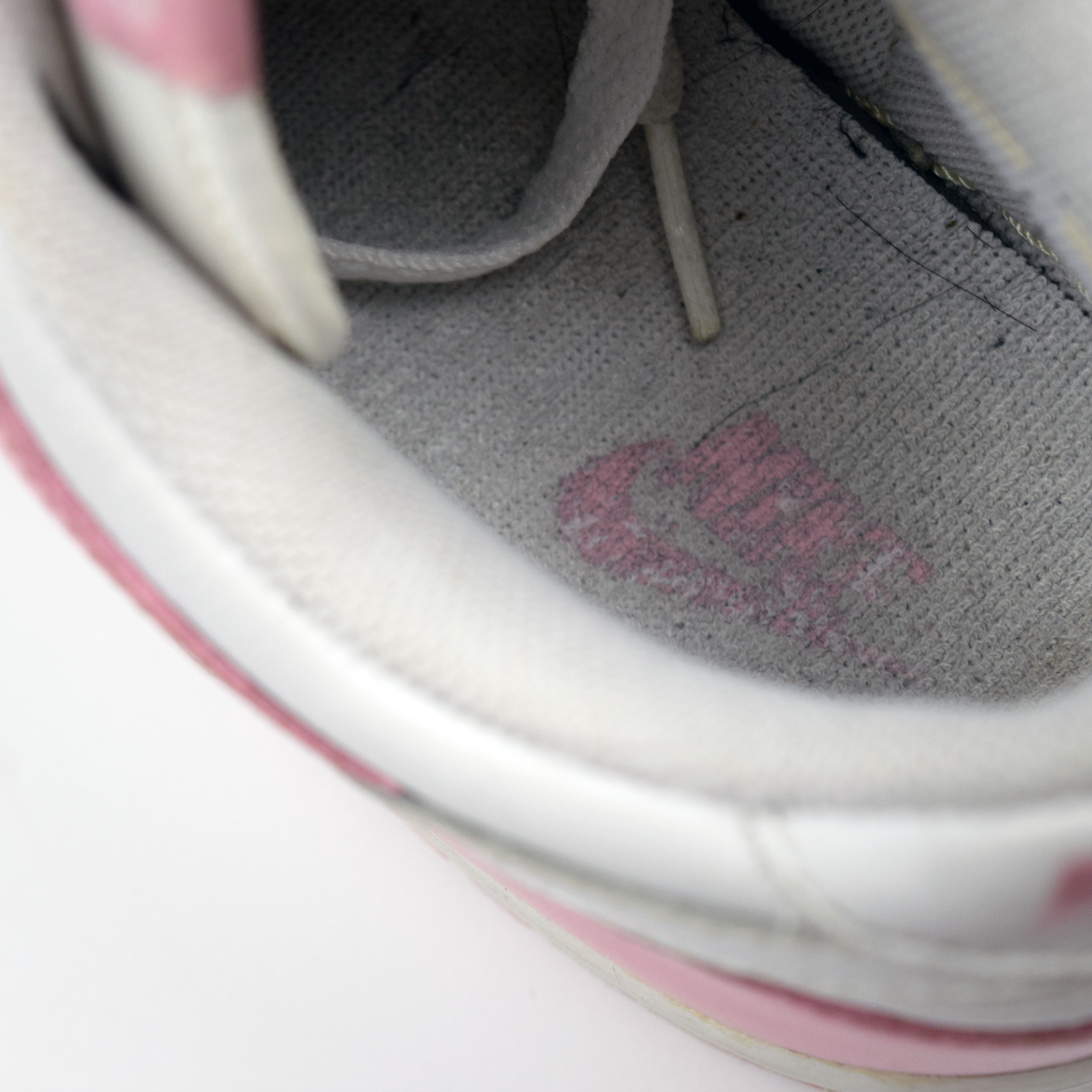 Nike 2005 'Real Pink' Dunk Lows (Size 9)