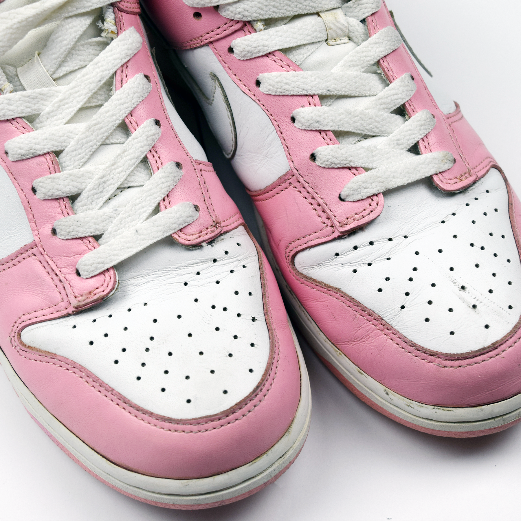Nike 2005 'Real Pink' Dunk Lows (Size 9)