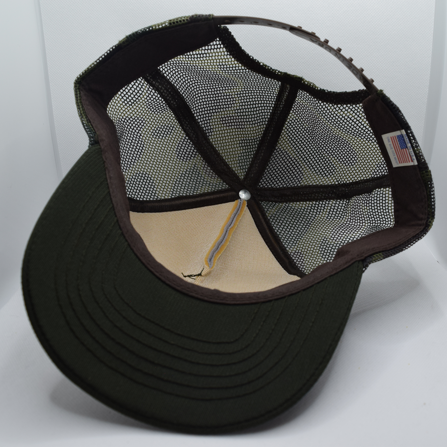 Vintage 2000s Log Cabin Store Camo Trucker Hat