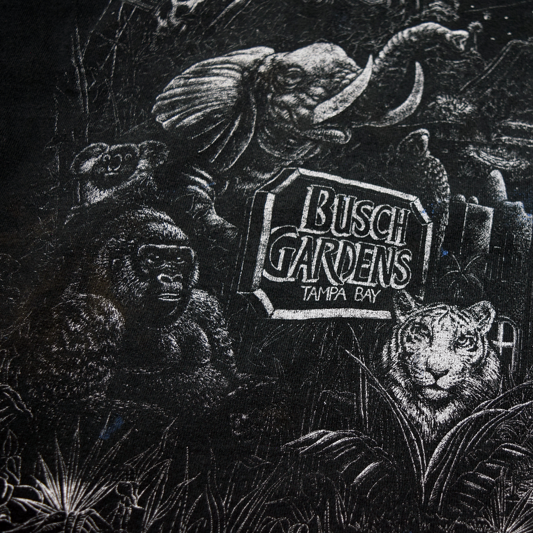 Vintage 1995 Busch Gardens Animals Space AOP Tee