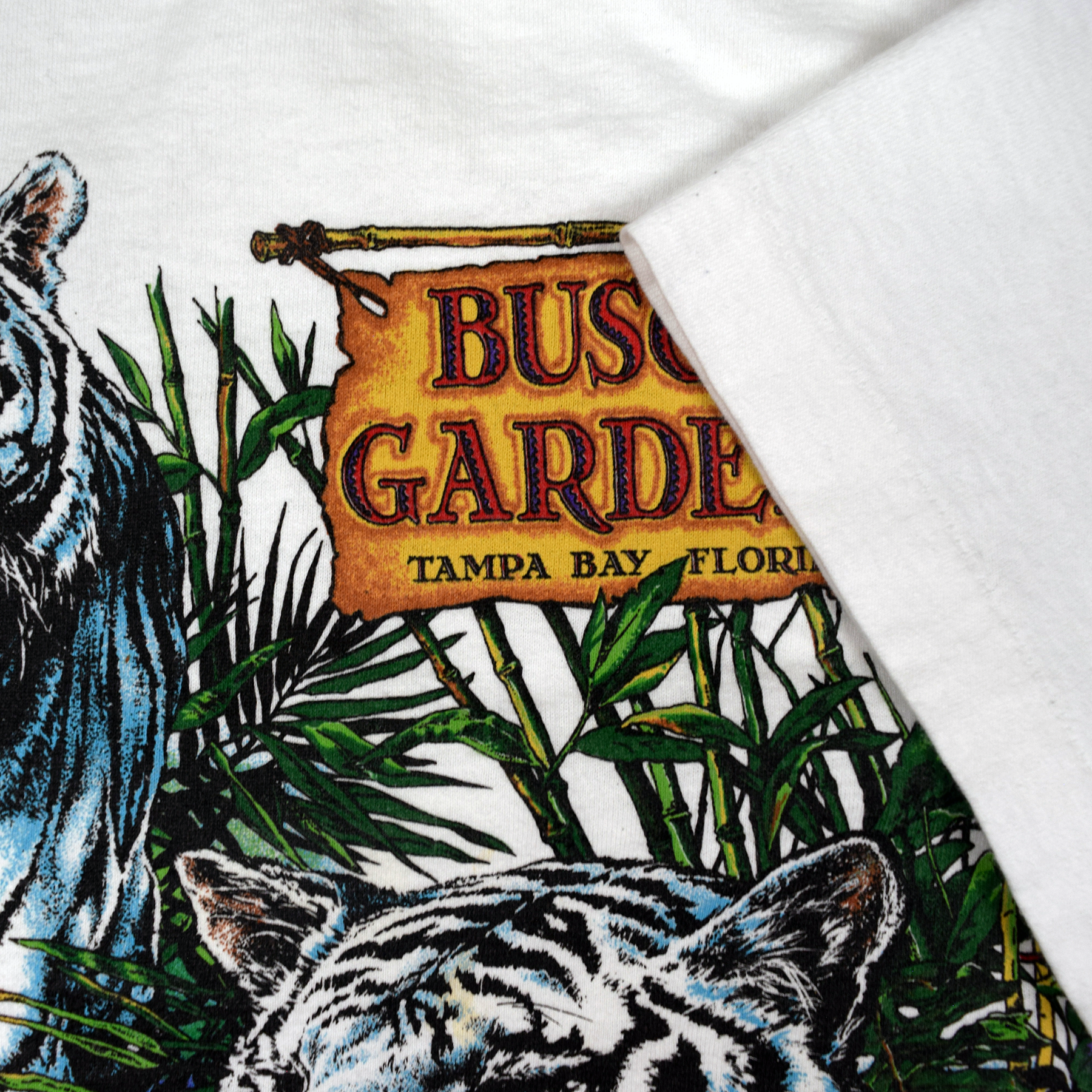 Vintage 1990s Busch Gardens "Extinction Is Forever" Tee
